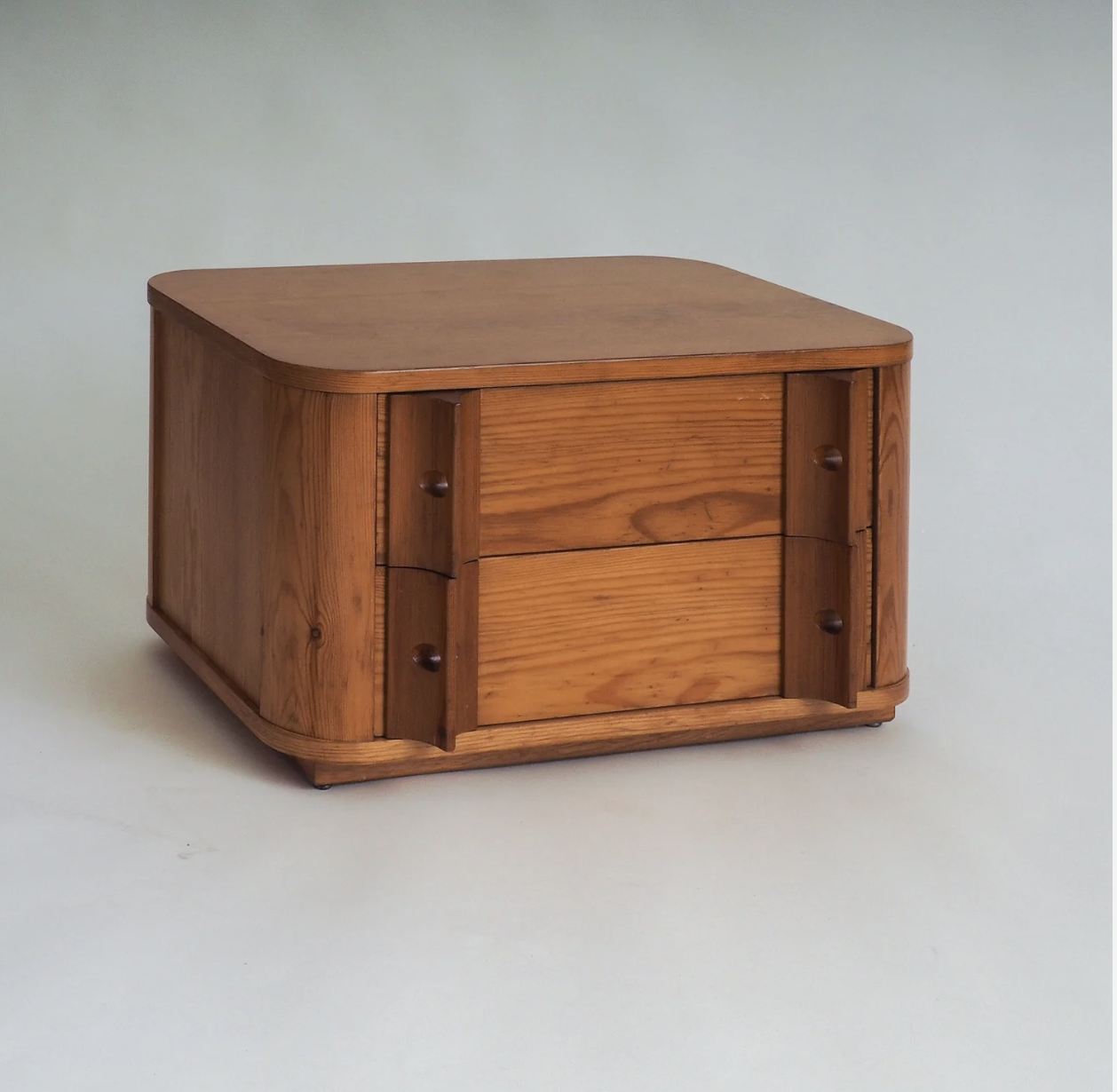 Aran Pine Wood Cabinet by Jordi Vilanova i Bosch