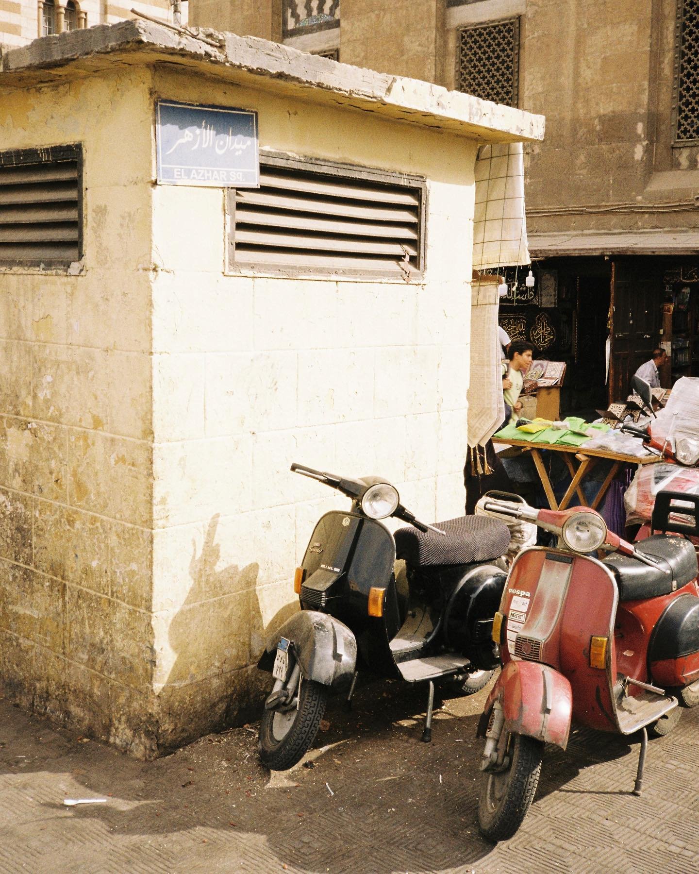 Little bit of Cairo on #kodakgold 

#yashicat2 #staybrokeshootfilm #filmisnotdead
