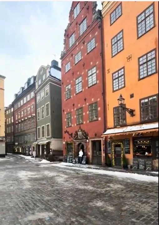 How to Travel Like a Local: 