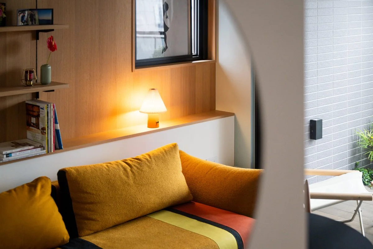 歐洲家具細節特寫，捕捉客廳空間的高級質感。