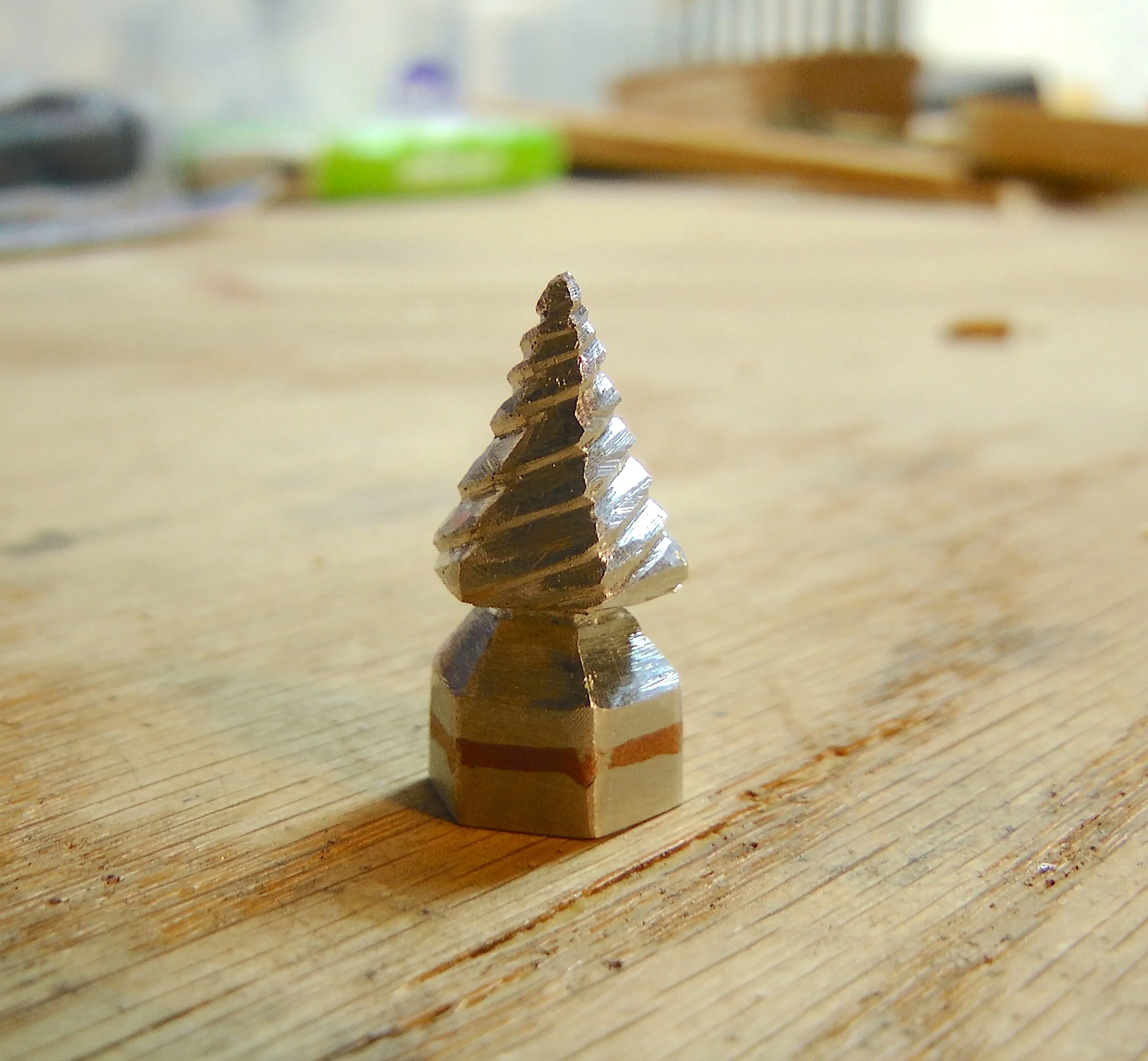Mini Metal Christmas Tree
