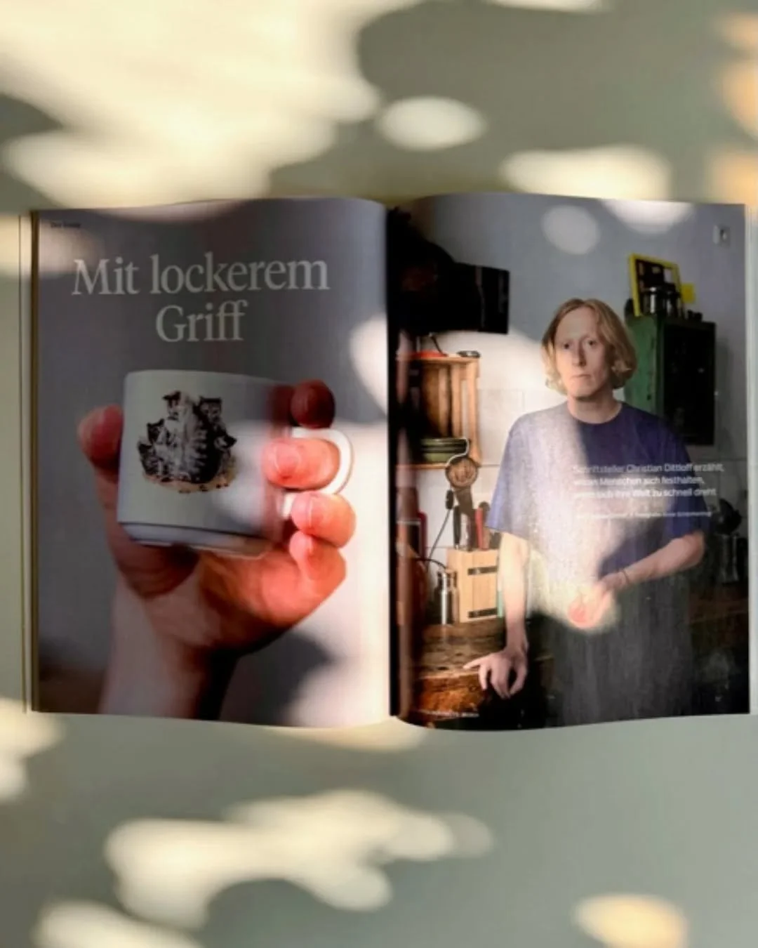 Mit Sonnenflecken: F&uuml;r die Zeitschrift @psychologie_heute  betreue ich seit zwei Jahren eine Essay-Reihe, beauftrage Autor*innen und spreche mit ihnen hin und her, &uuml;ber welche psychologischen Themen sie ✍️ wollen. Der Autor @christian_dittl