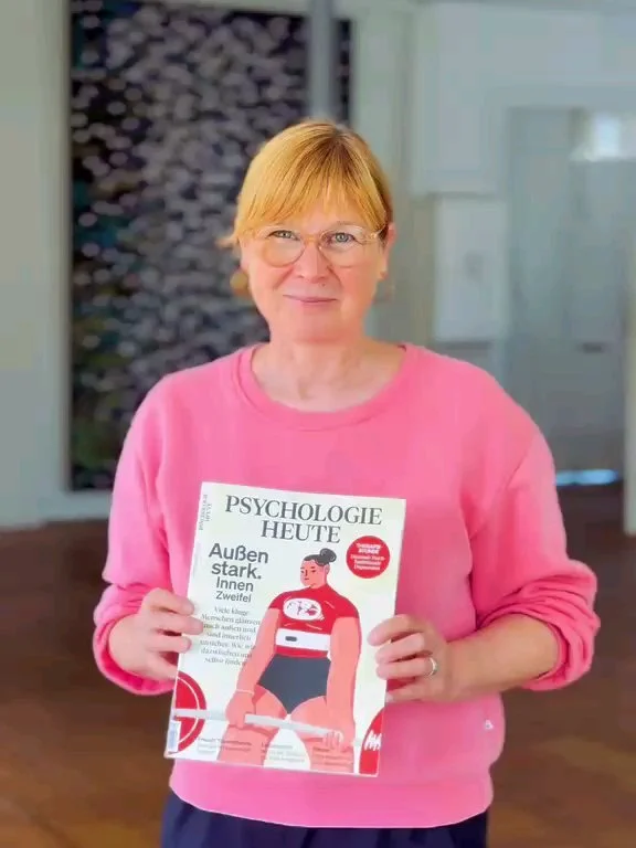 Mal Grandiosit&auml;t, mal Sebstzweifel. Zwischen diesen beiden inneren Gestimmtheiten bewegen sich viel Menschen. F&uuml;r die aktuelle @psychologie_heute habe ich mit der Psychologin B&auml;rbel Wardetzki gesprochen, sie erarbeitet mit Klient*innen