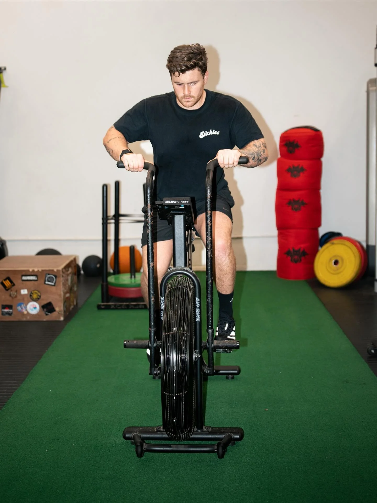 Great fun shooting for @prfm.training 🏋️&zwj;♂️

bringing out the flash 🔦📸