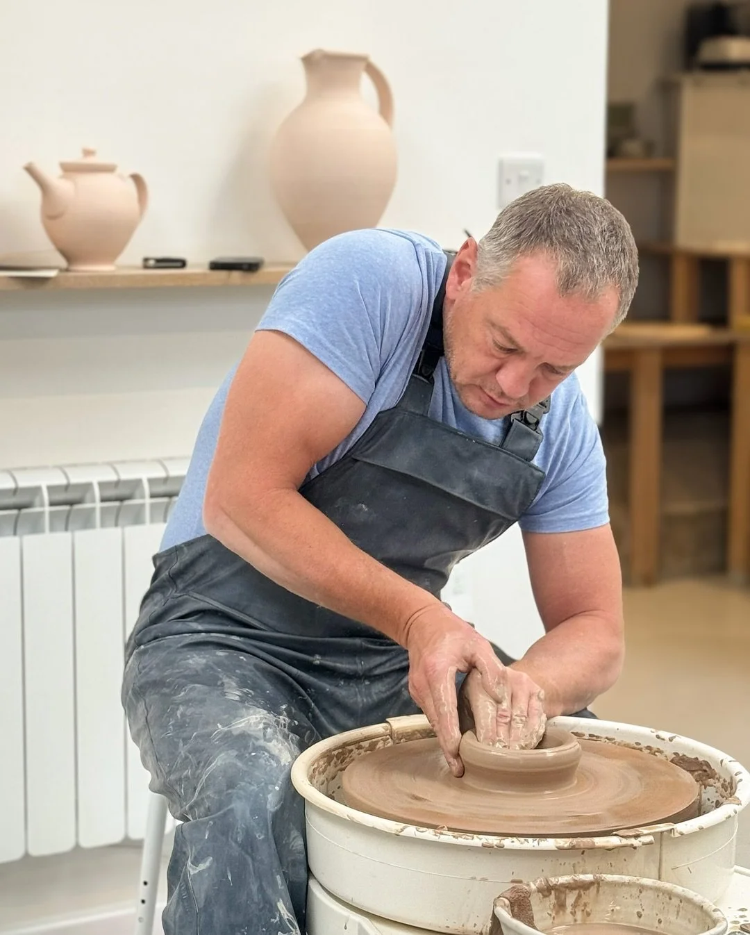 September was all about throwing, as we welcomed Brian back to lead students through a month-long masterclass!

It was brilliant to see how everyone developed over the weeks, with students finishing the course confidently throwing a variety of functi