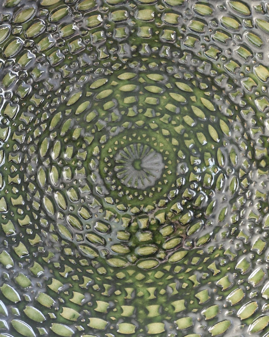 A beautifully decorated shallow dish, hand built by Jess in our Friday morning termly class! 💚⁠
⁠
Jess created the texture using a texture mat, and once she was happy with the shape and pattern, it went in for its first bisque firing. At the bisque 