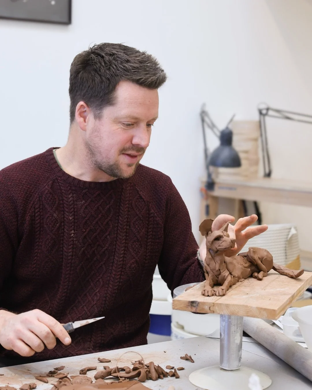 With part two of our @james.ort Ceramic Animals guest potter course complete, we can share what he and the students got up to during their time in the studio in October and November! 🦒🦁🦦

Students had the chance to learn directly from James, explo