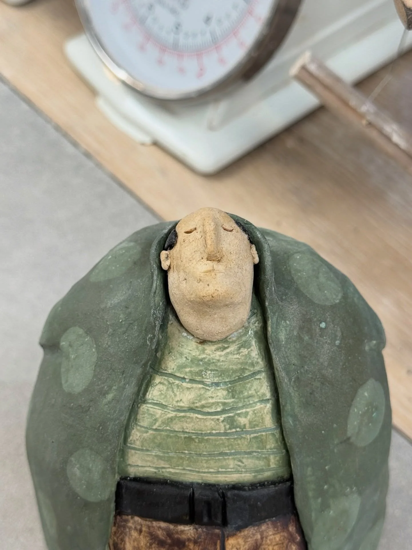 The beauty of character making.

Hand built ceramic character created by our student Karen who was inspired by ceramic artist Anne-Sophie Gilloen ✨

#potterylife #pottery #clay #potterystudio #creative