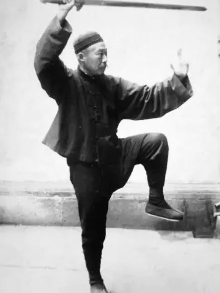Chen Wei Ming with Tai Chi Sword