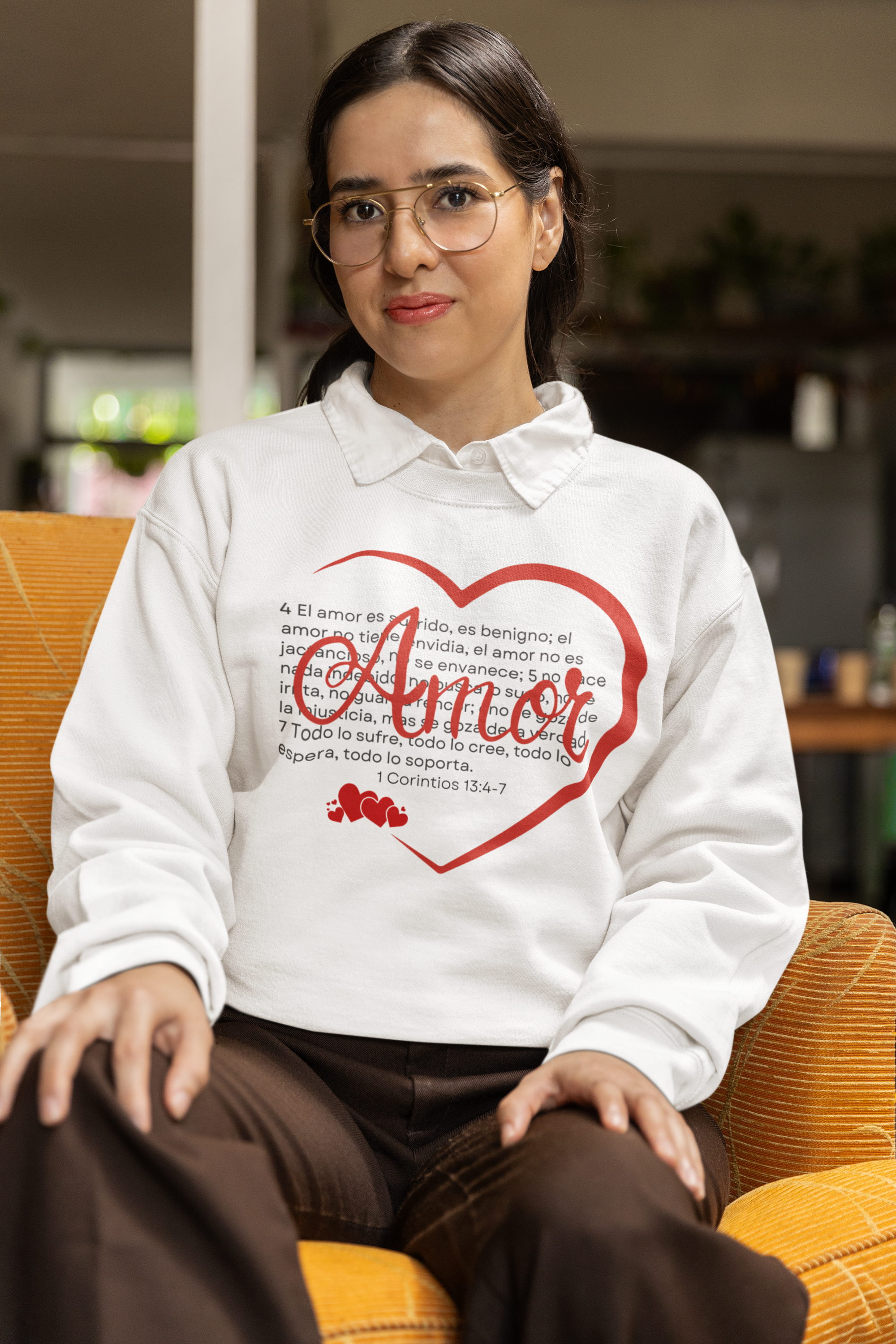Amor 1 Cor 13(white sweatshirt) .png