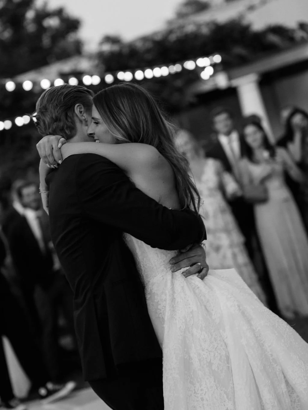 Elise-and-Brandon-Previews-Kristine-Herman-Photography-112.jpg