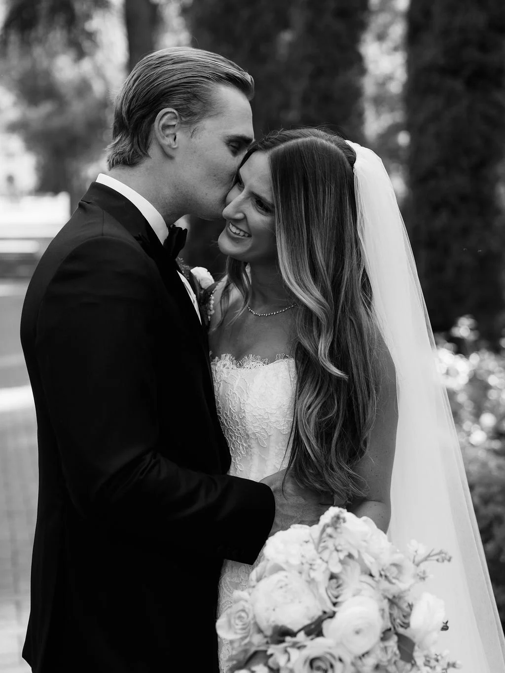 Elise-and-Brandon-Previews-Kristine-Herman-Photography-86.jpg