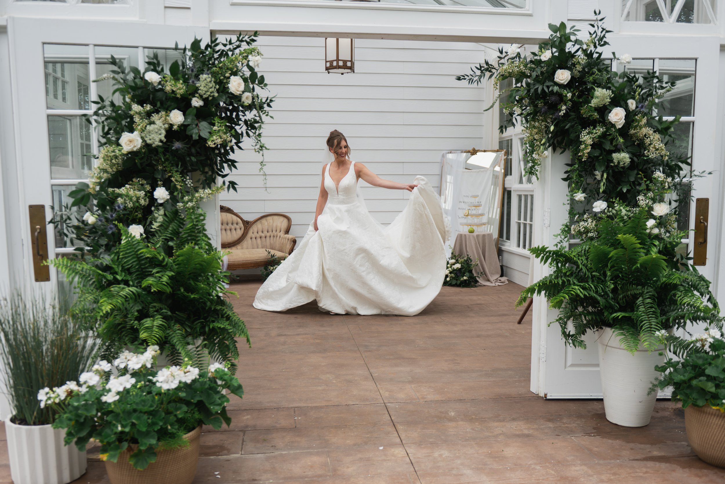 RubyPhotography_RomanceattheGreenhouse-121.jpg
