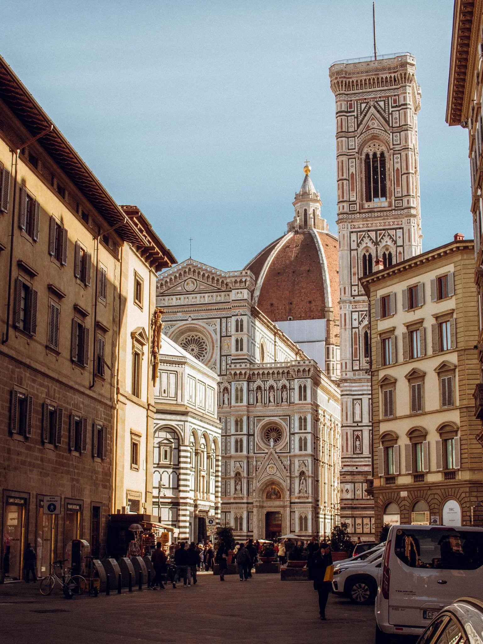 Five frames from Florence.

I only made it there once. But some cities don&rsquo;t need more than that to leave a mark. 

Every street has been shot a thousand times. The challenge is finding the frame that&rsquo;s yours.

These are mine.

Shop the I