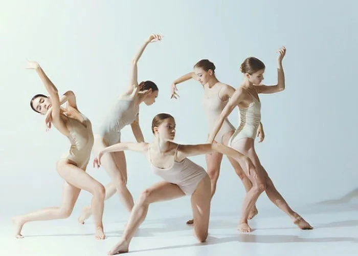 Can Contemporary Dance Classes Prepare Students for Recitals and Competitions?