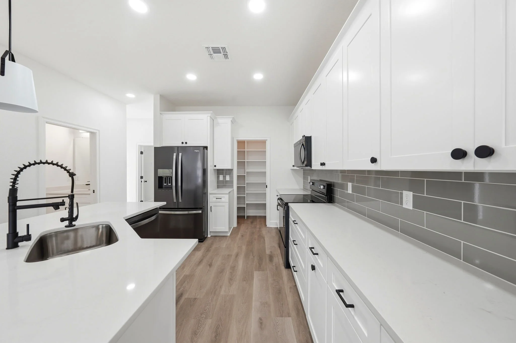 24-web-or-mls-DSC00529.jpg