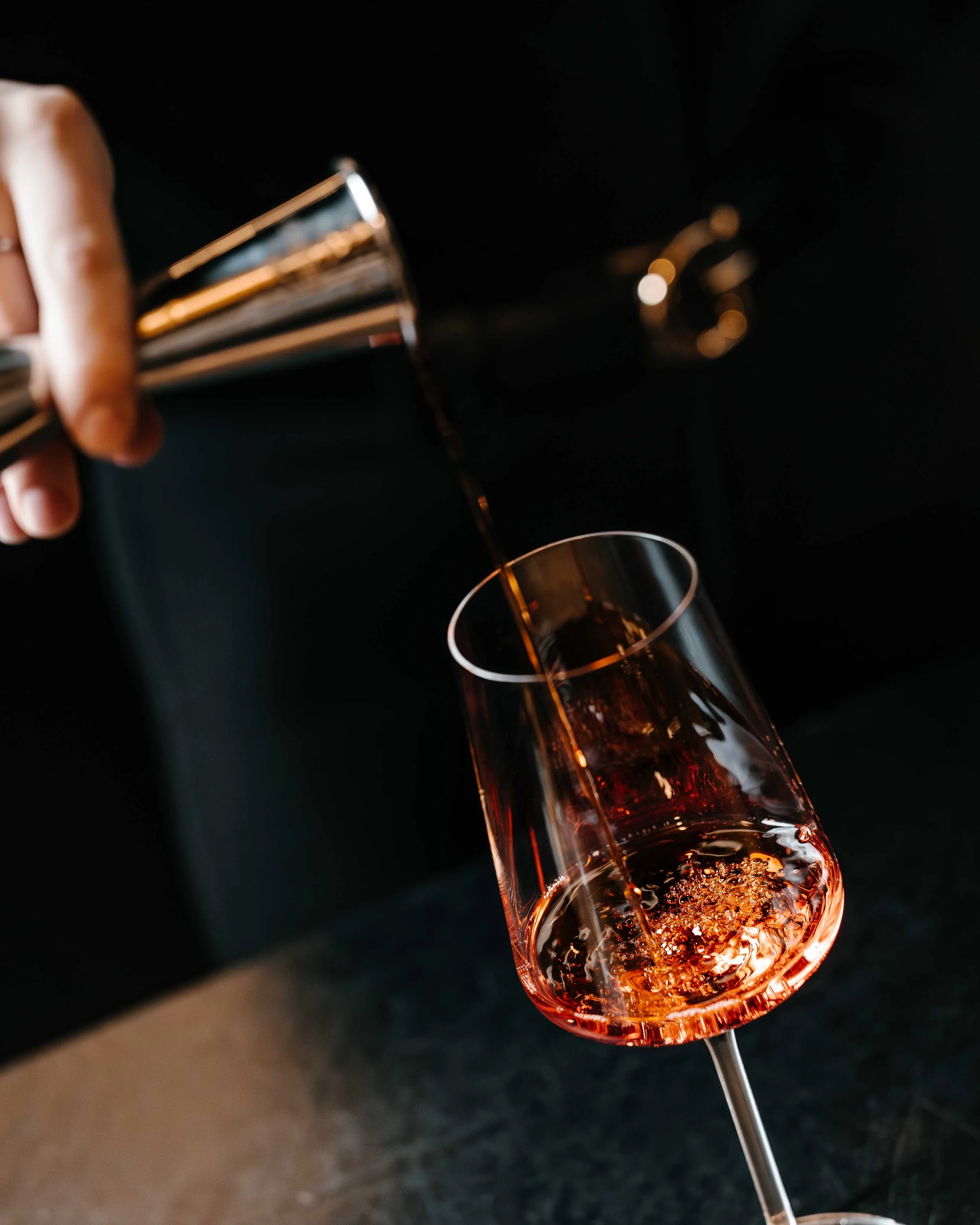 bar - action-2.jpg