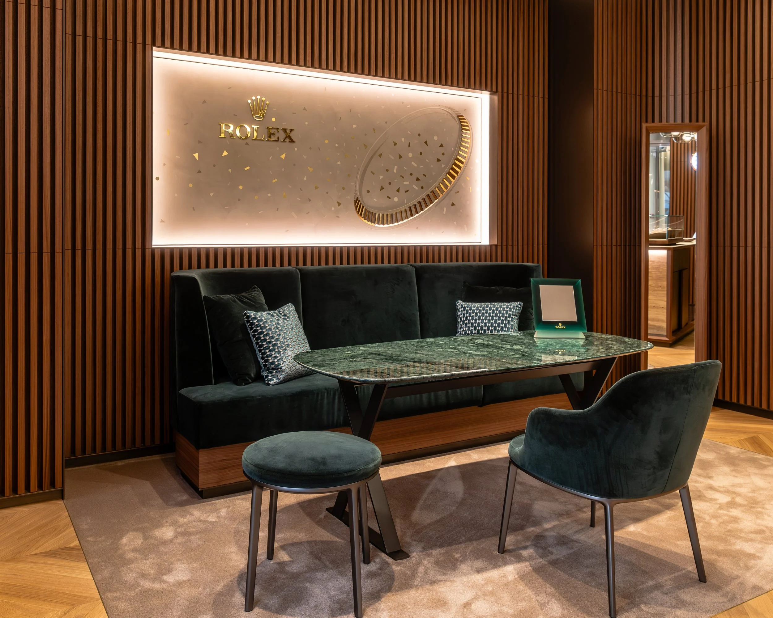 corner rolex-1.jpg