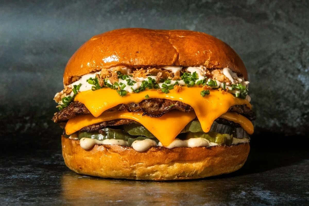 Truffle Cheeseburger0476 - Deliveroo - Menu Item.jpg