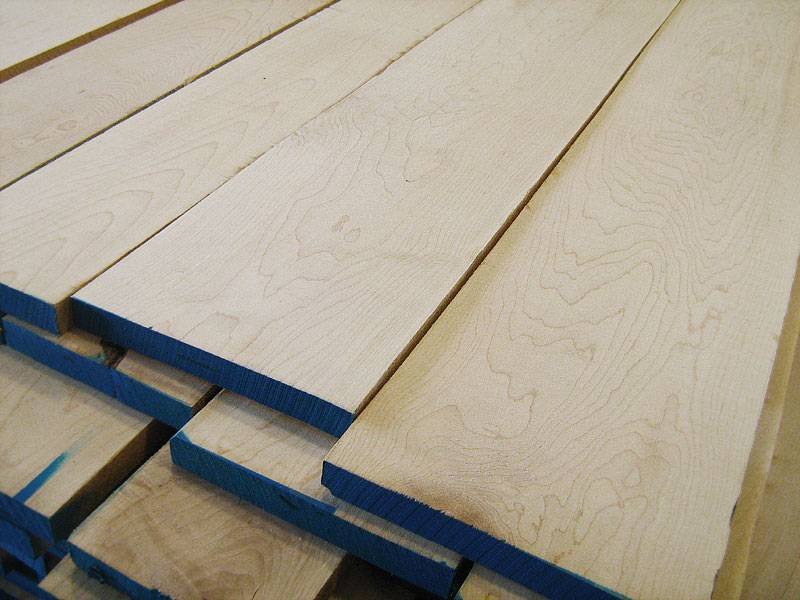 Maple-Lumber.jpg