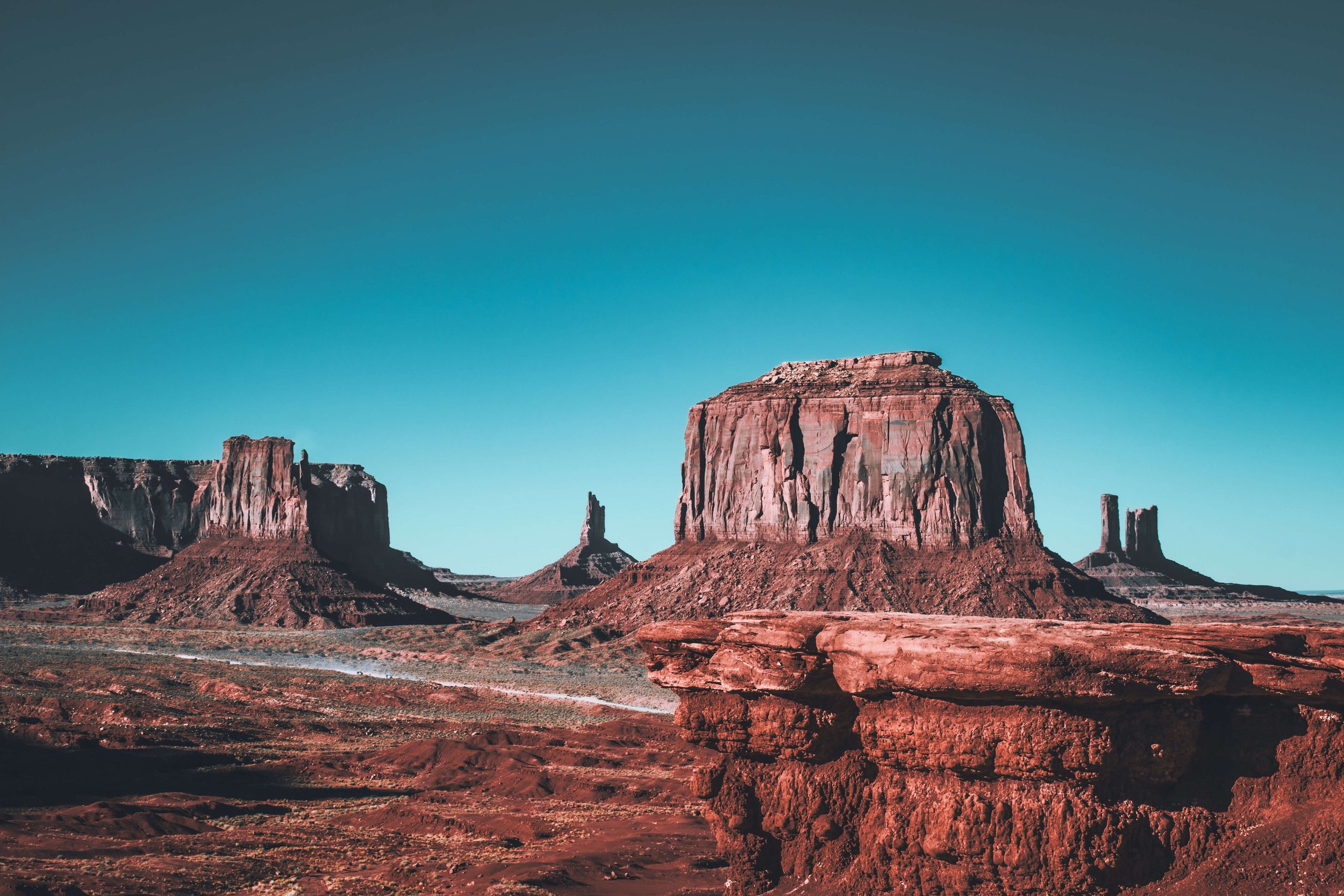 Monument Valley, Arizona, USA, desertscape, northern Arizona, blue sky, off-road, Monument Valley Loop Drive, 3 Sisters, Navajo National Monument, American Southwest, John Ford Point.
