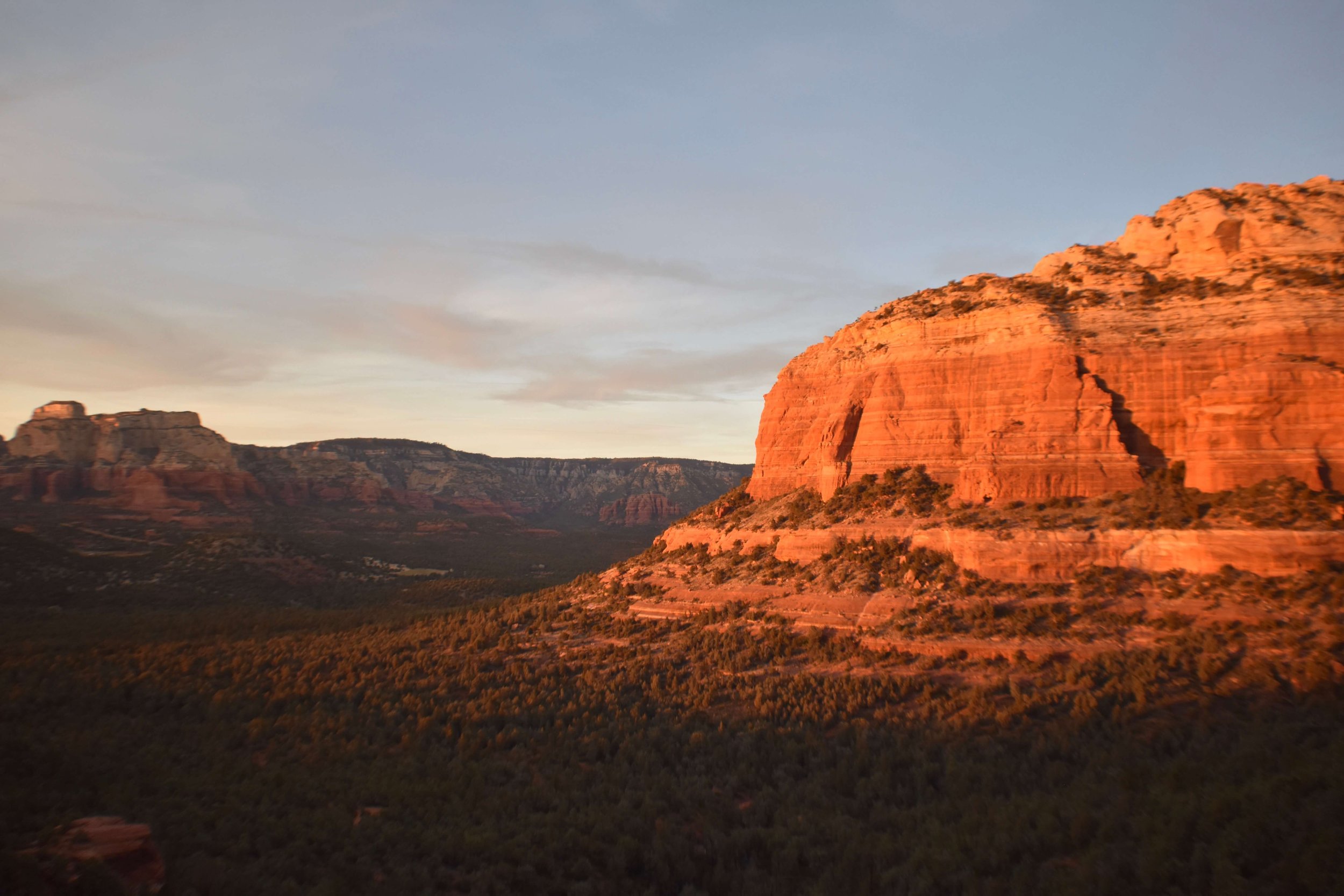 Red Rocks of Sedona, Arizona, golden hour sunset, devil's bridge trail, high desert, off-road, Northern Arizona, USA, hiking.