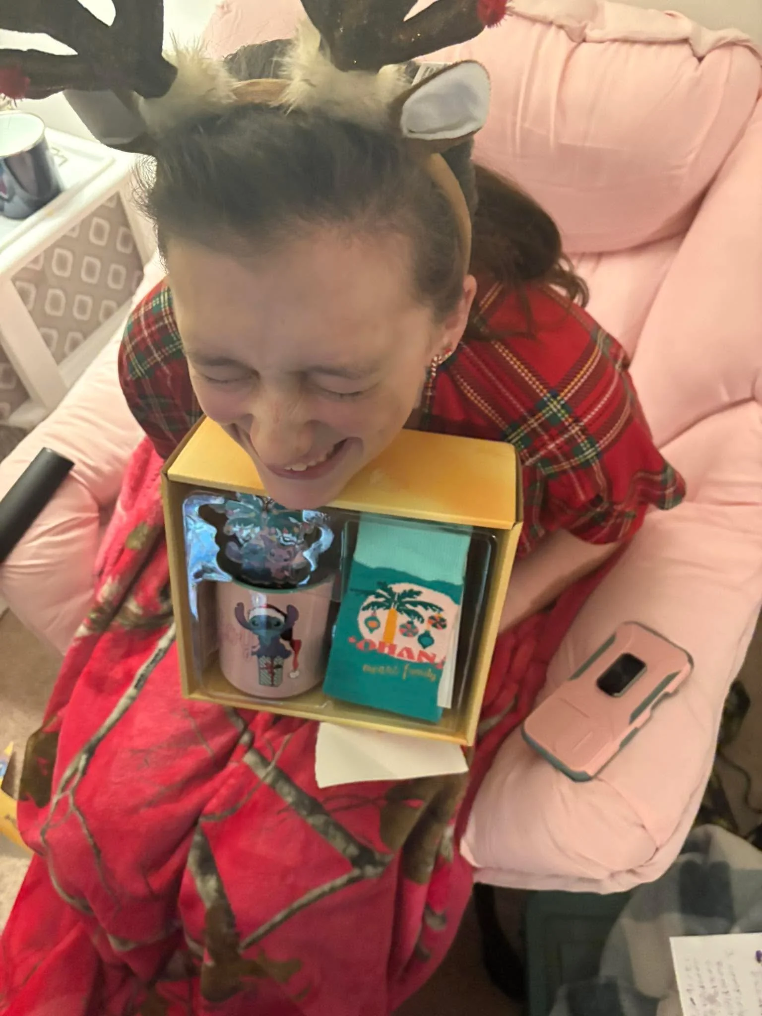 Surprise gift from my hubby tonight! Thanks Babe! I love you! ❤️❤️