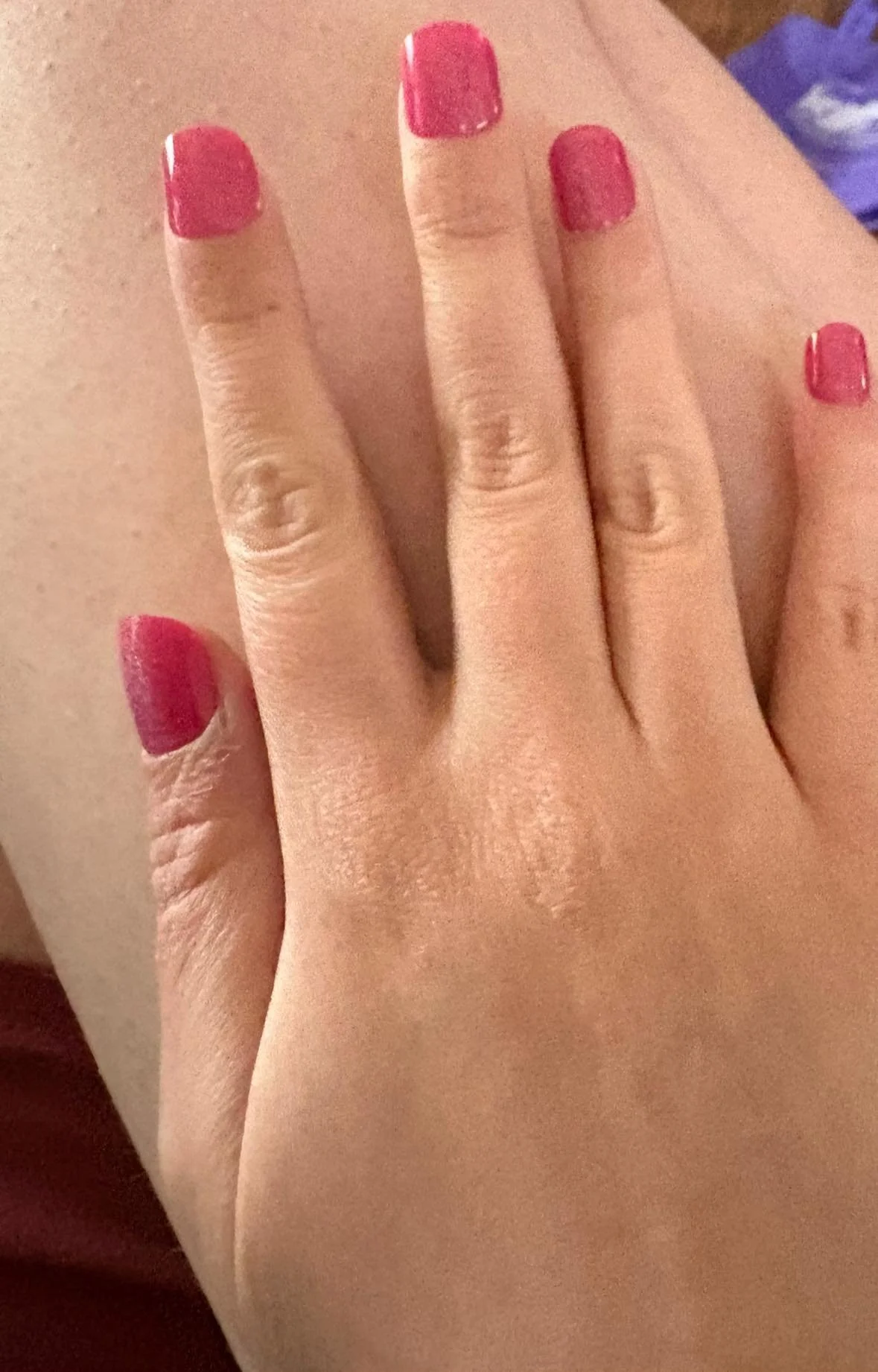 Got my Red Aspen nail dashes today and they are so easy to use! A professional manicure for a much cheaper price and you can apply them within 15 mins. Grab yours or for a loved one using my link below! 

www.redaspenlove.com/naomimervyn