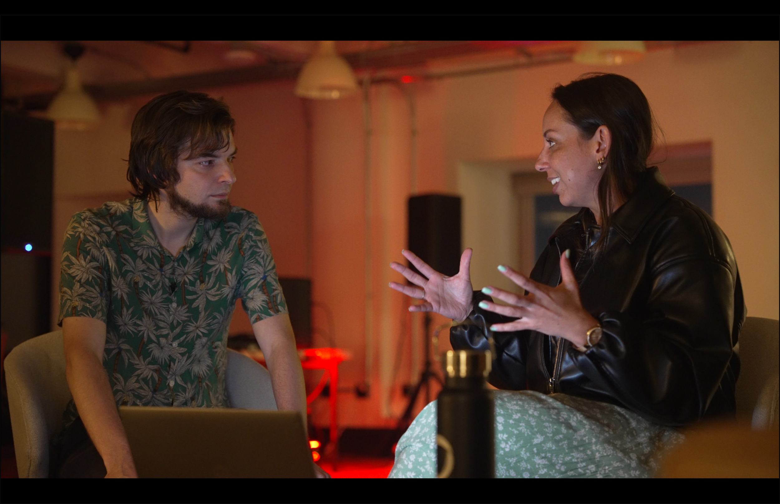 Macsue explaining 3 with Tim.png