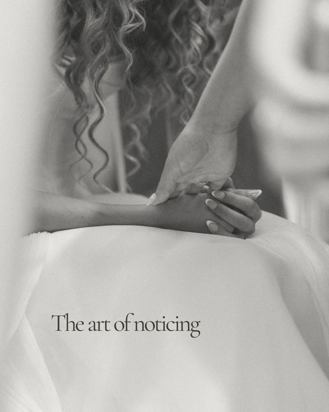 The art of noticing. The squeeze of a hand before the aisle. A breath held. A laugh that sneaks out. The moments that don&rsquo;t ask for attention&mdash;but mean everything. This is how I photograph weddings: quietly, honestly, emotionally 💌