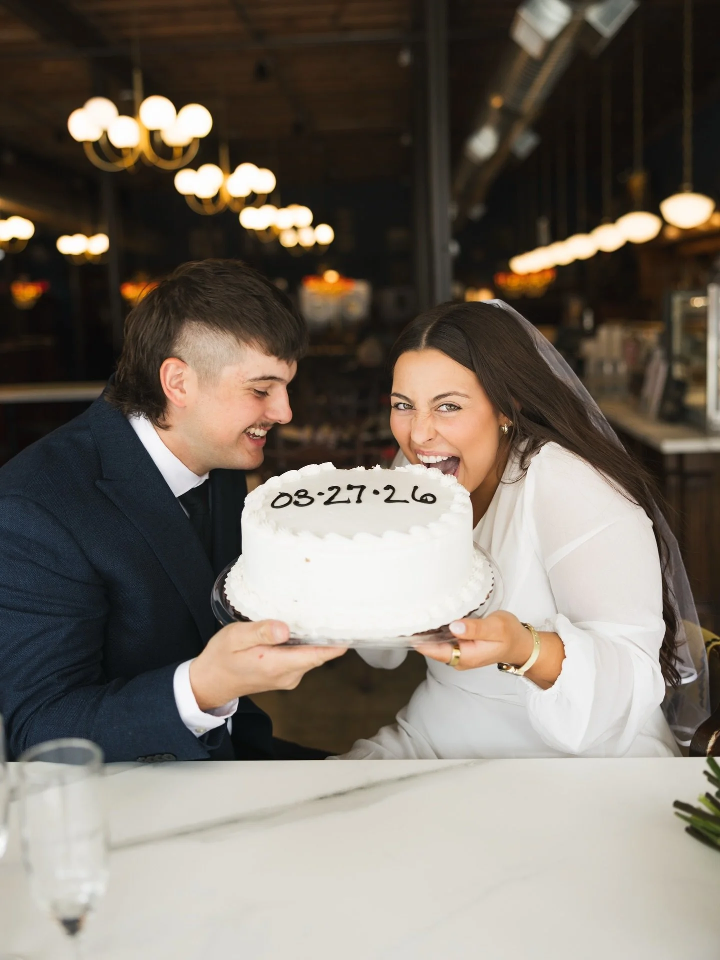 This is proof that you don&rsquo;t need perfect conditions to have a day that feels elevated + everything you&rsquo;ve dreamed of!!!

You&rsquo;d never know the wind was absolutely insane, the courthouse lighting wasn&rsquo;t ideal, or that things we