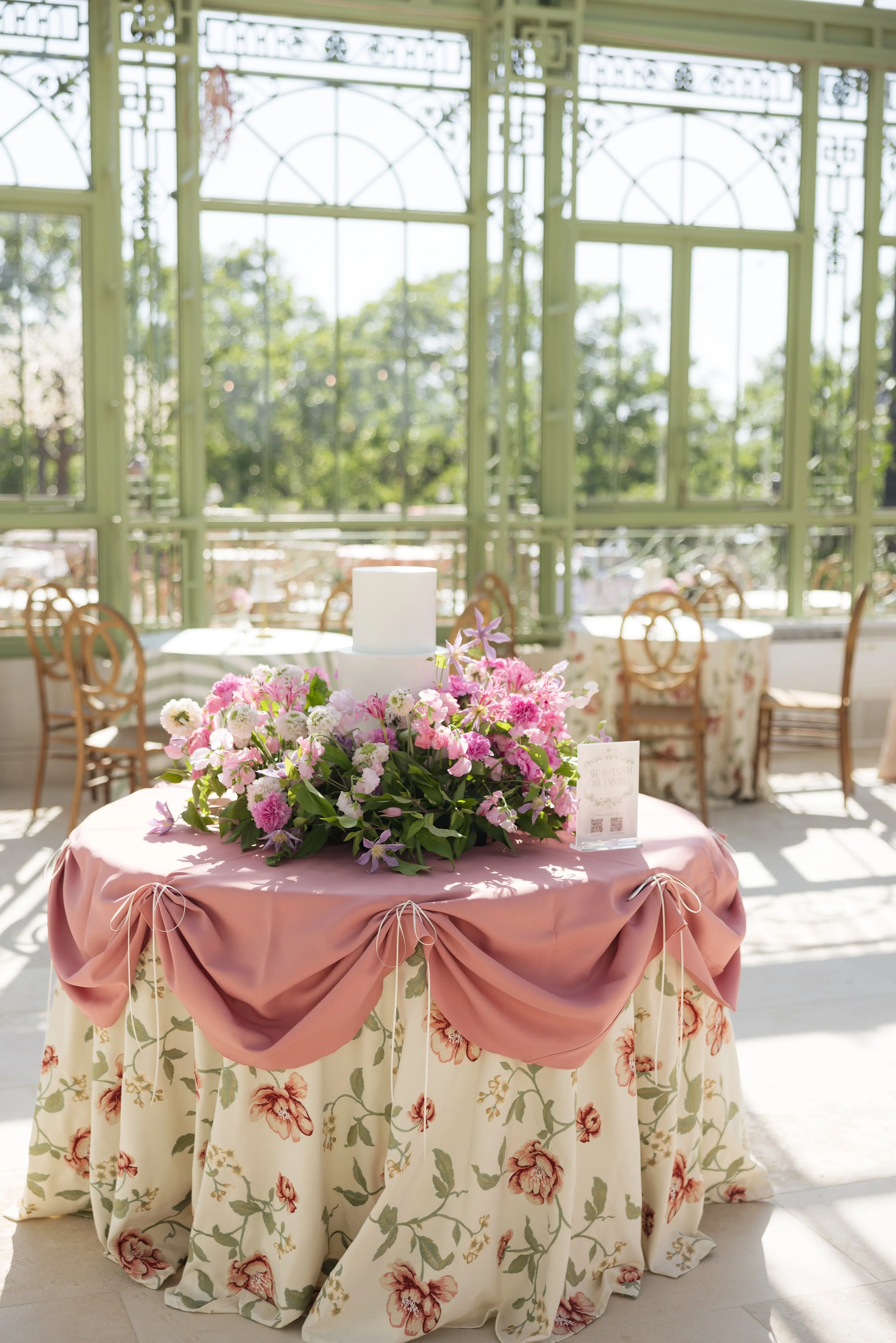 ALLABOUTWEDDINGSWYNCHESTERGARDENS_0008.jpg