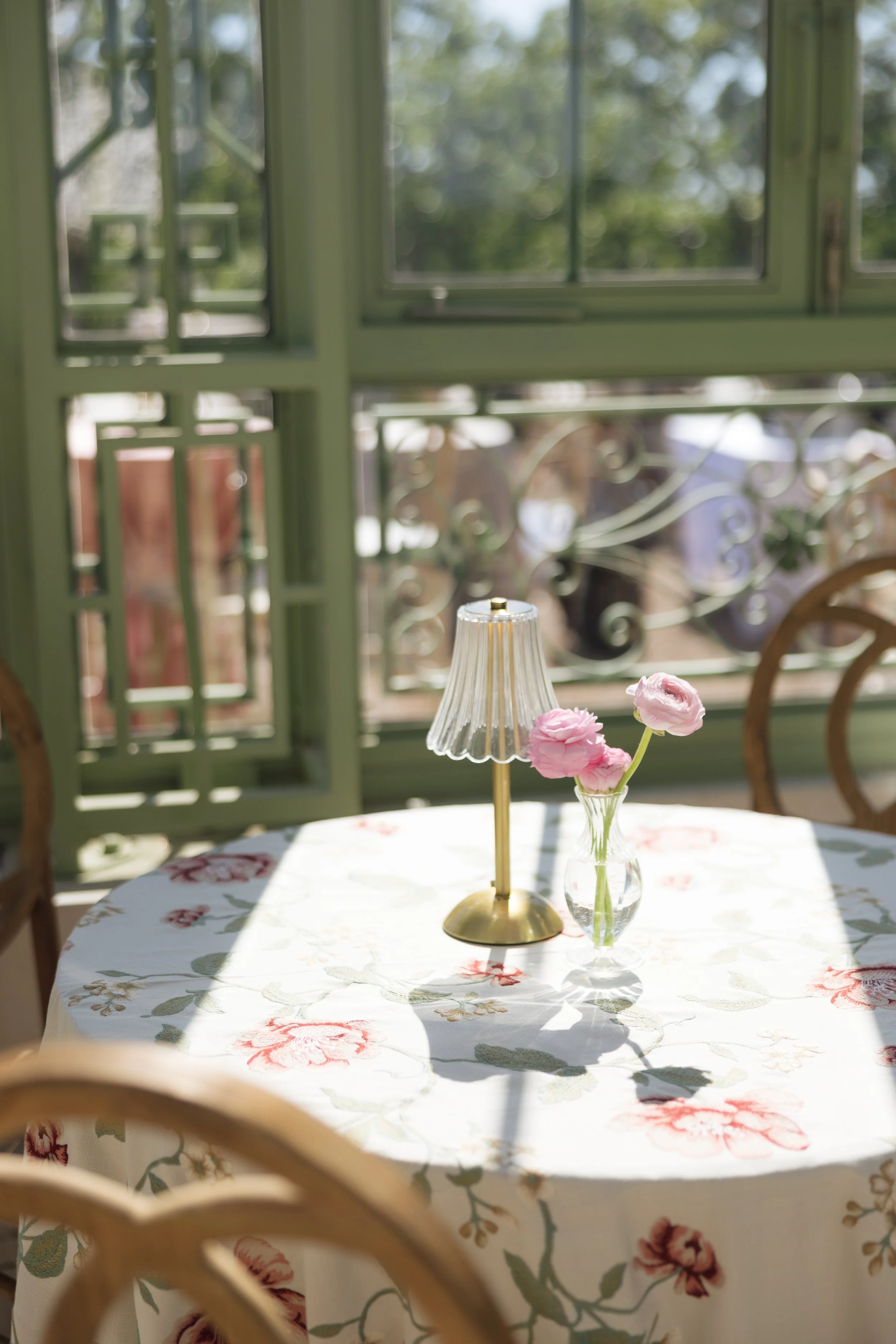 ALLABOUTWEDDINGSWYNCHESTERGARDENS_0054.jpg