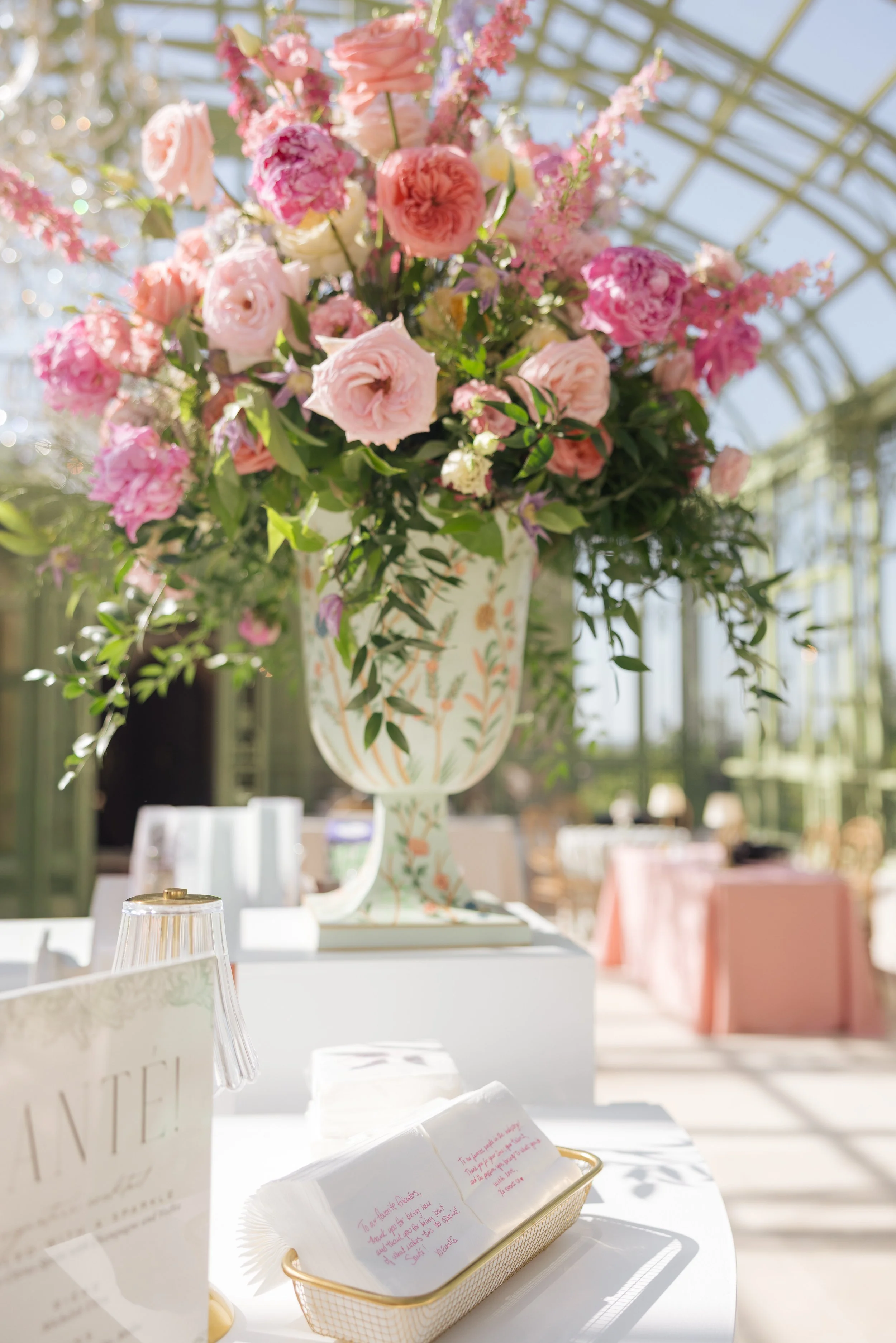 ALLABOUTWEDDINGSWYNCHESTERGARDENS_0109.jpg