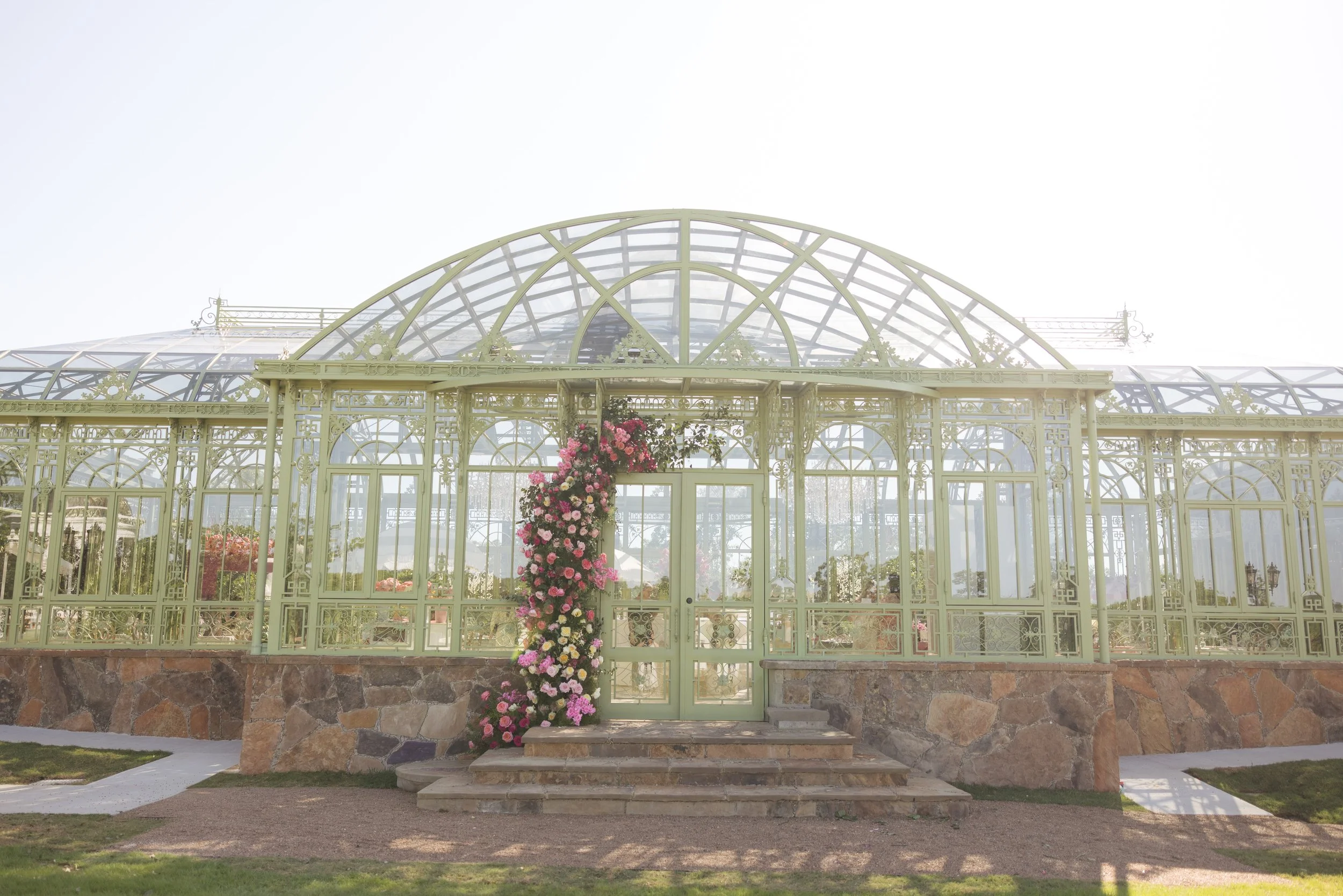 ALLABOUTWEDDINGSWYNCHESTERGARDENS_0111.jpg