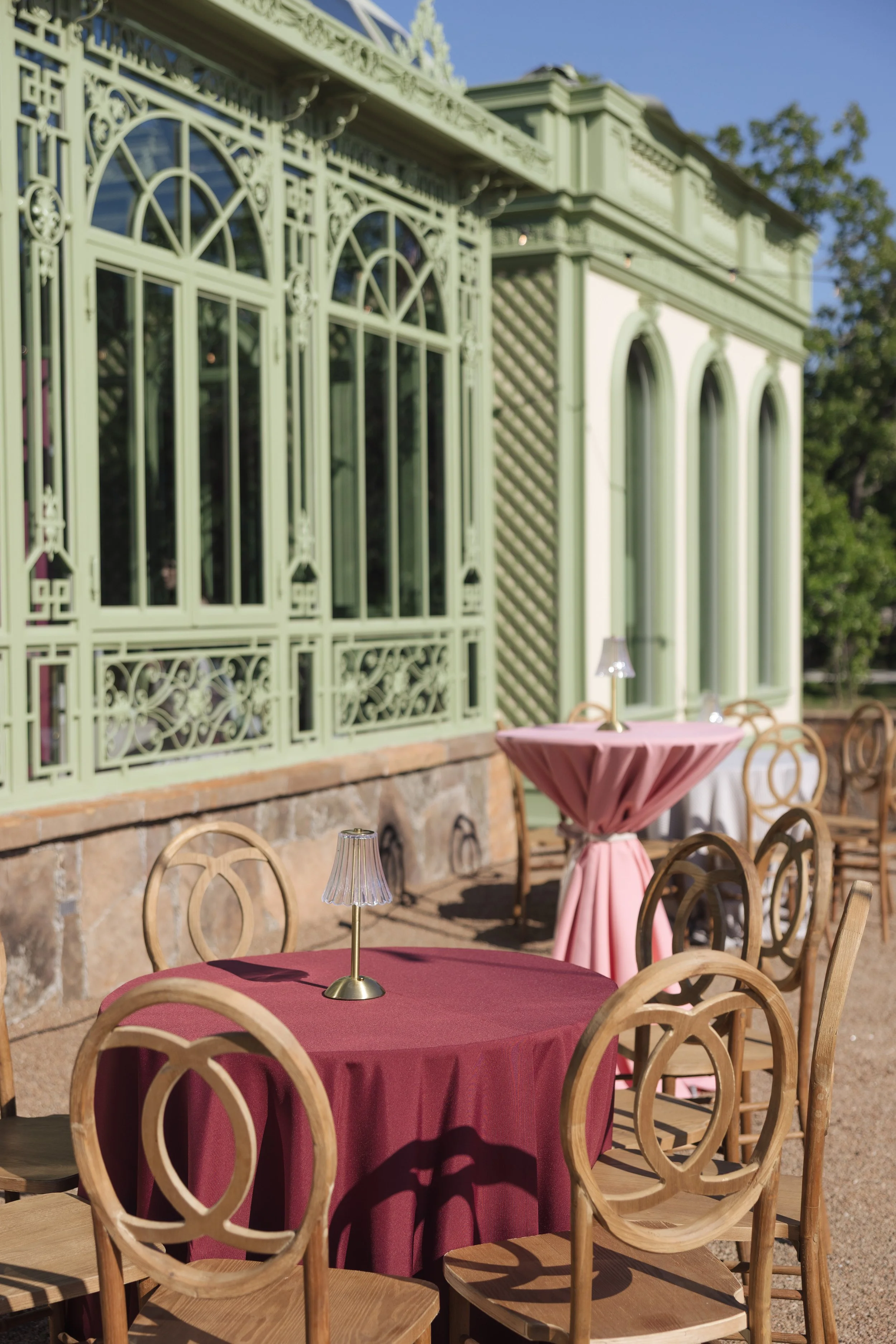 ALLABOUTWEDDINGSWYNCHESTERGARDENS_0121.jpg