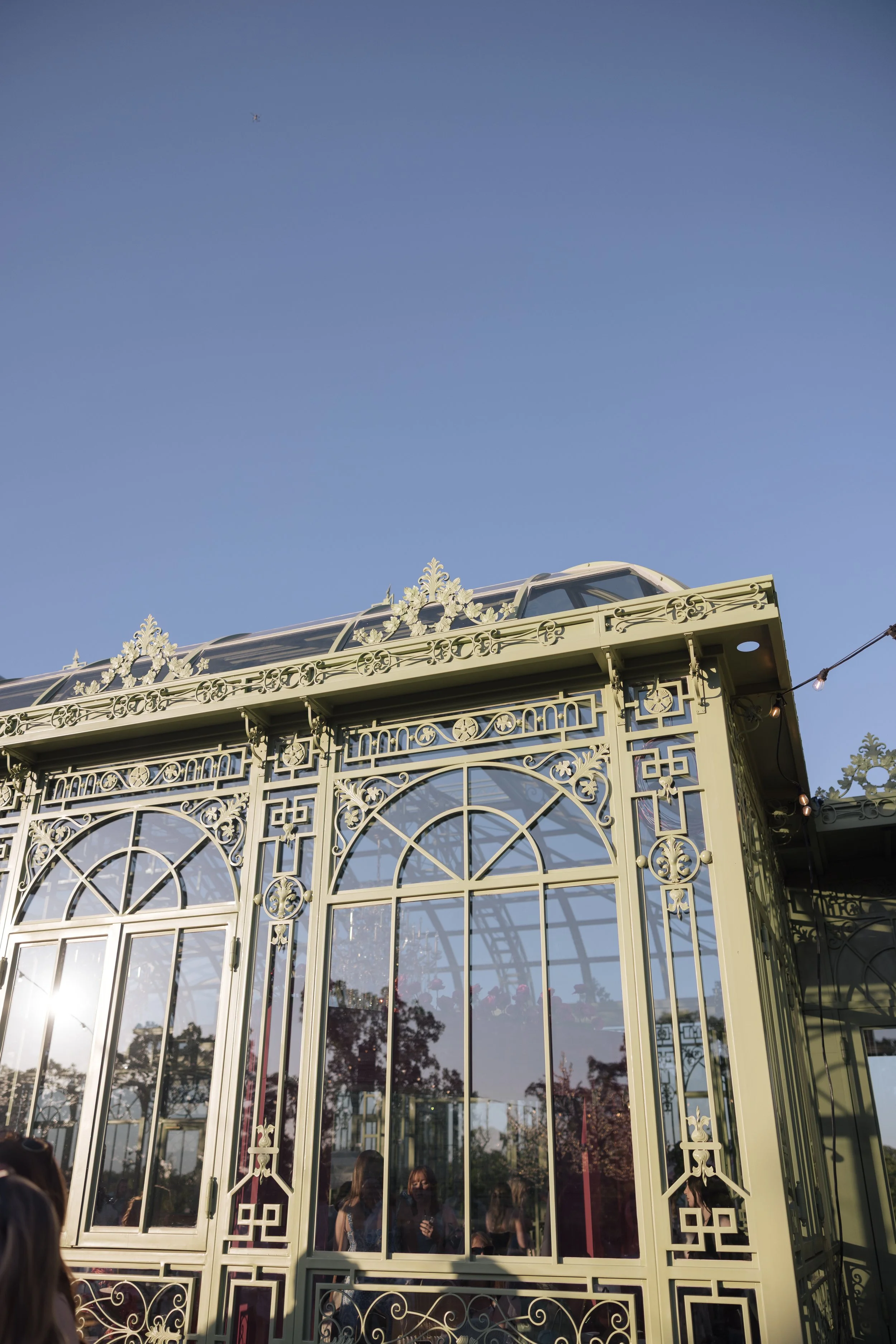 ALLABOUTWEDDINGSWYNCHESTERGARDENS_0196.jpg