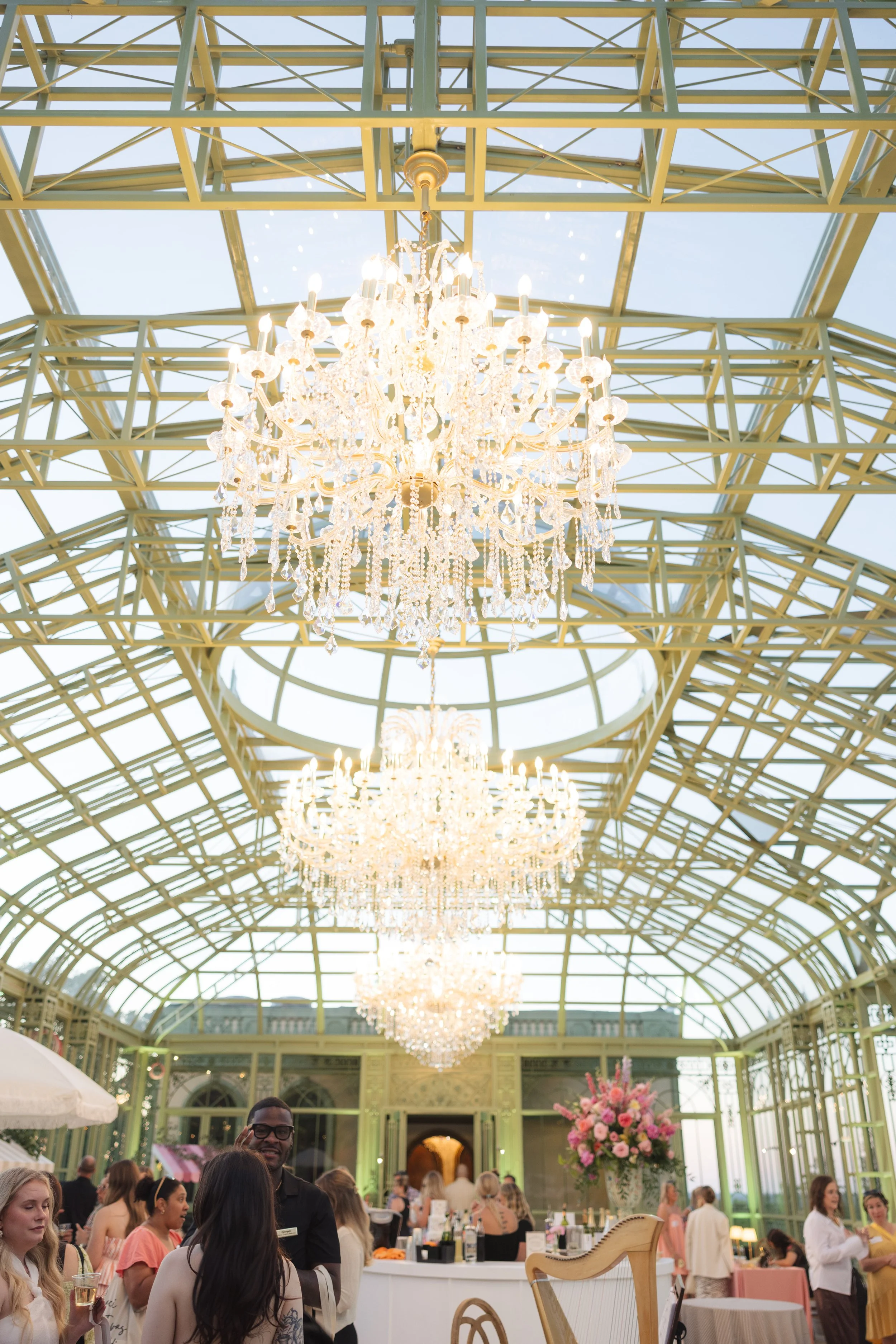 ALLABOUTWEDDINGSWYNCHESTERGARDENS_0198.jpg