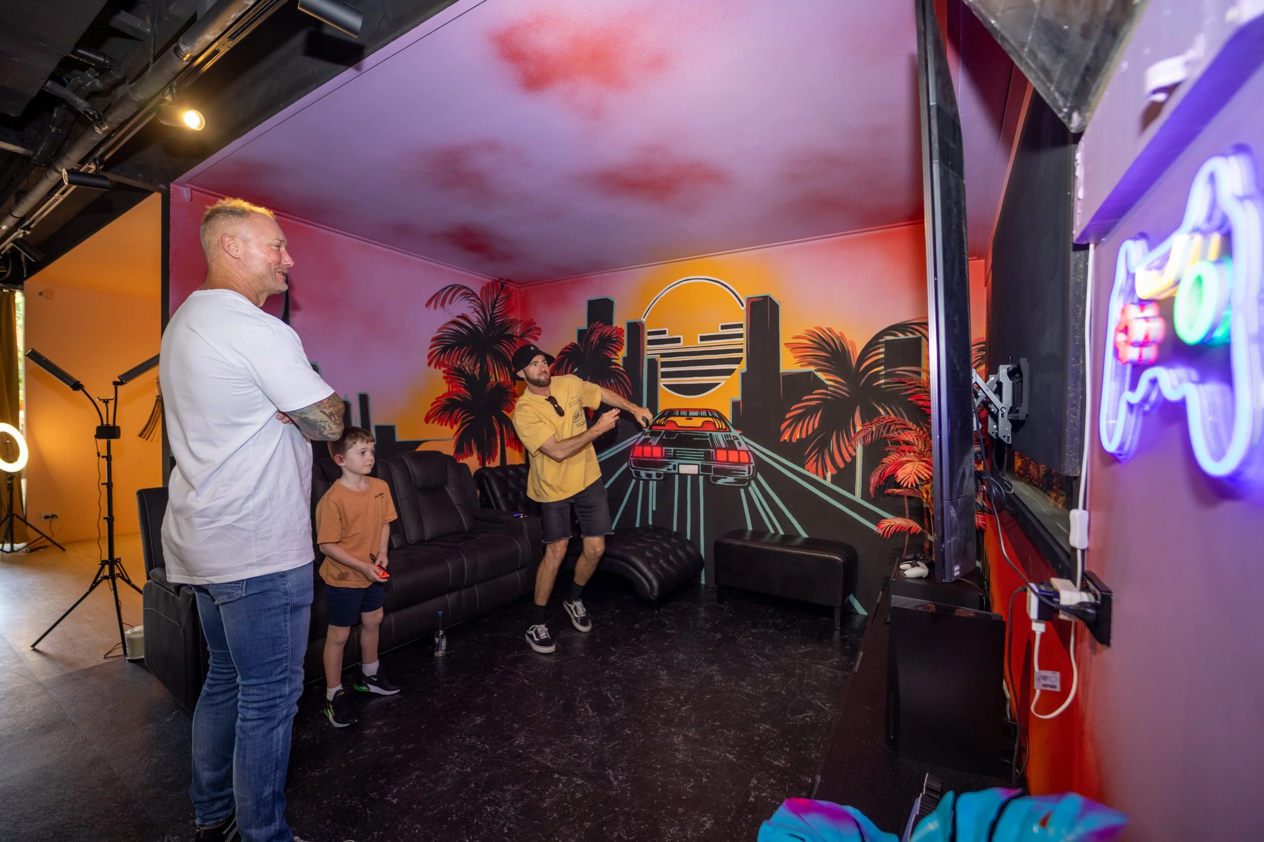 Gold Coast photoshoot venues Gold Coast party venues Small event venues Gold Coast Photoshoot location Gold Coast Intimate party venues Gold Coast Studio hire Gold Coast Podcast Venue Influencer Venue hire Gold Coast small events Love Hotel Currumbin