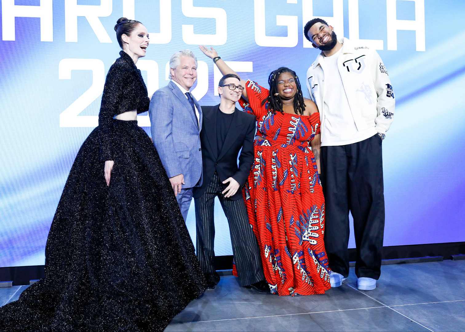 FASHION SCHOLARSHIP FUND