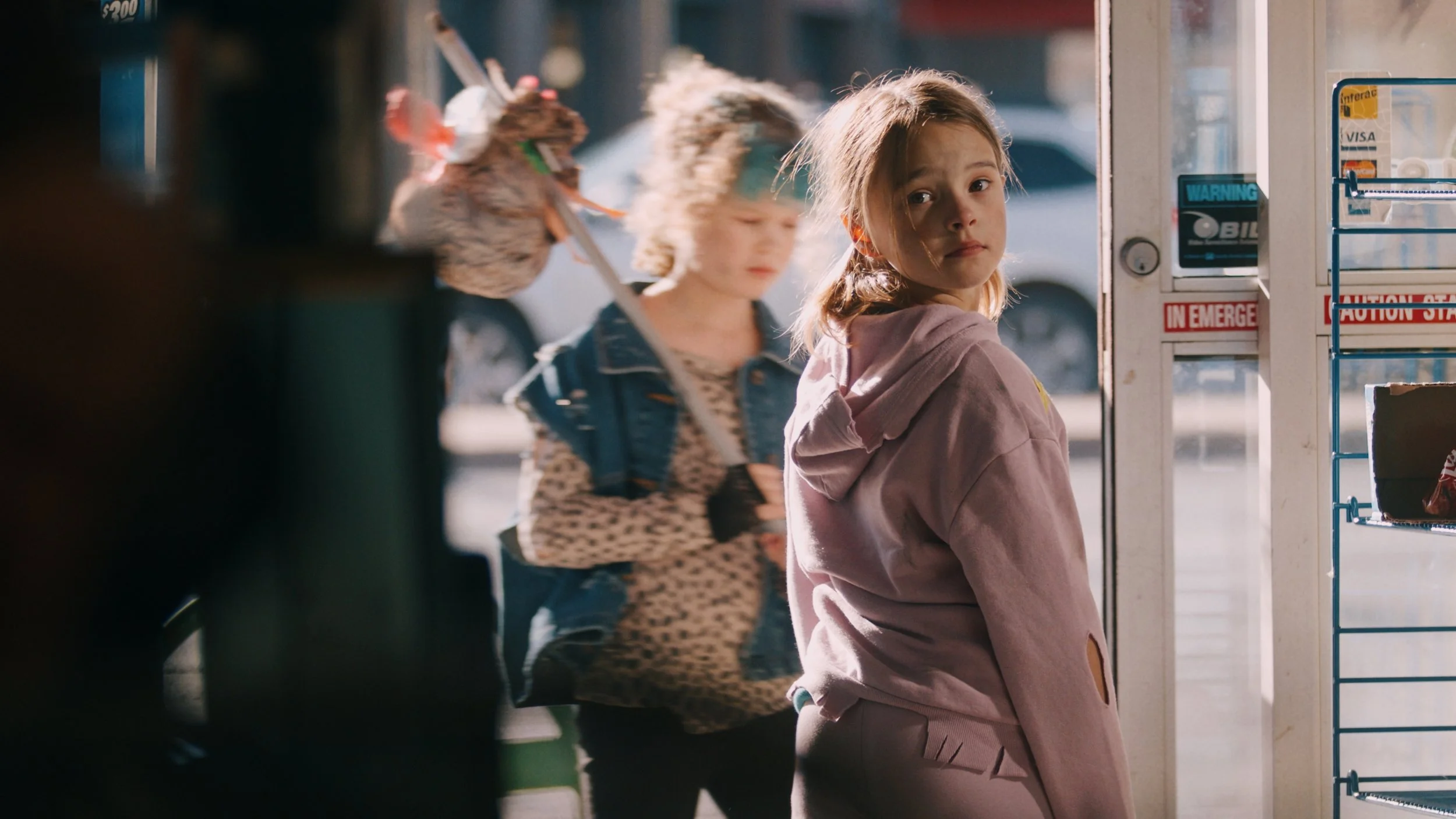 GROCERY MOMS 4k UHD 24 D6.2_01_03_10_15.jpg