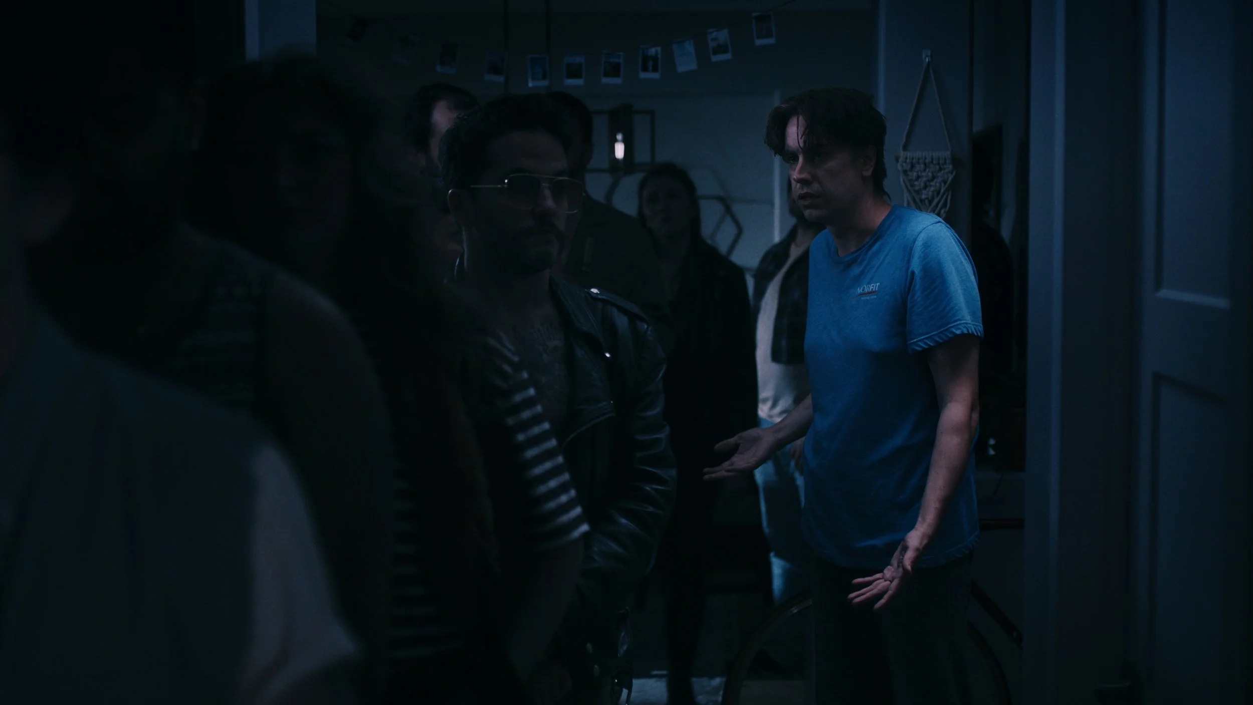 WASHROOM LINEUP 4k UHD 23.976 D4.1_01_00_23_16.jpg