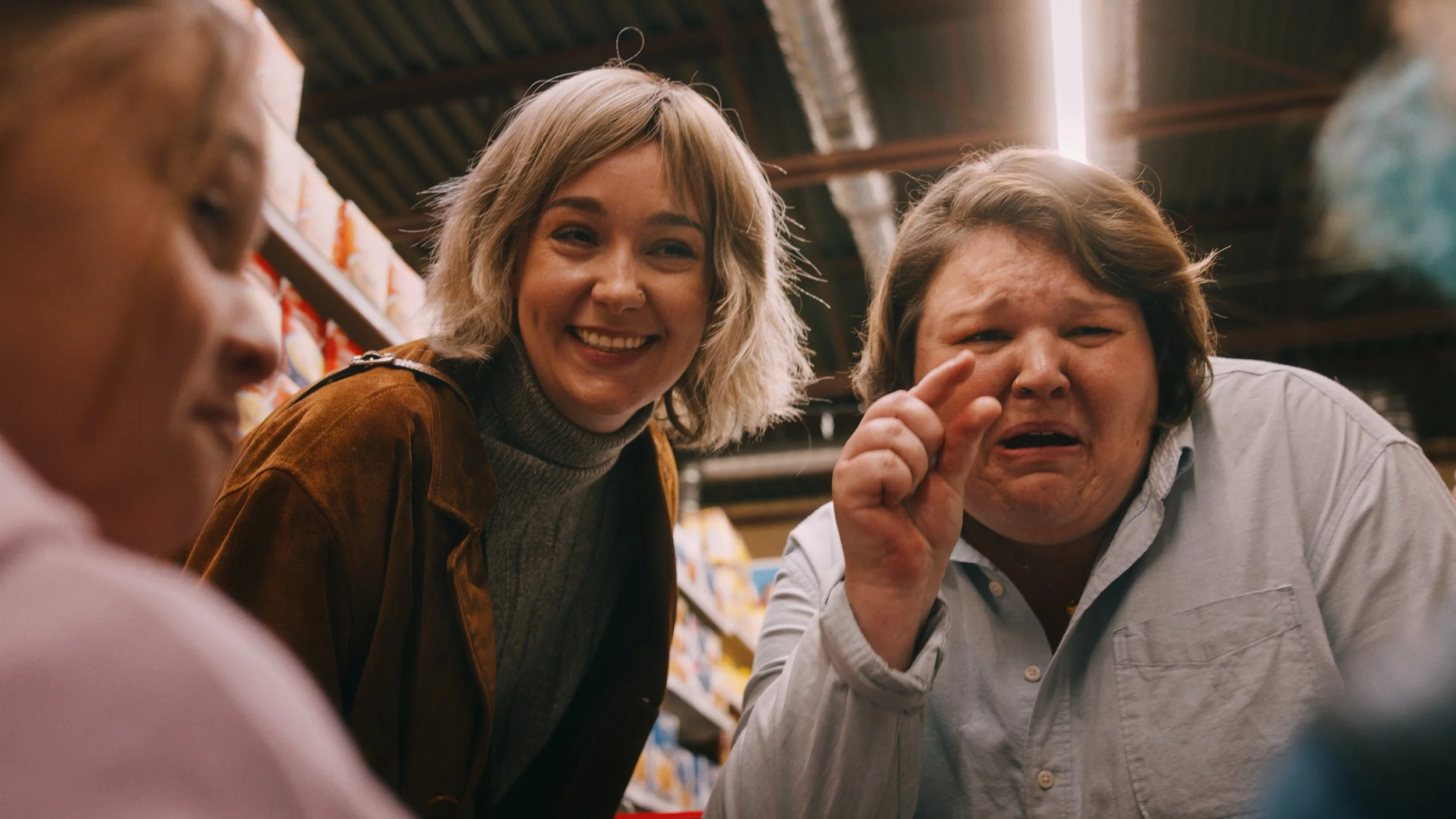 BIGSMALLTOWNs2BSTS2_stills_01_19_21_00.jpg