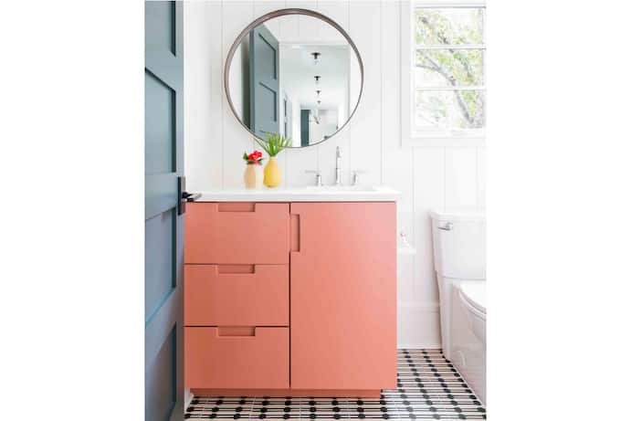 9 expert-approved paint colors for a powder room makeover