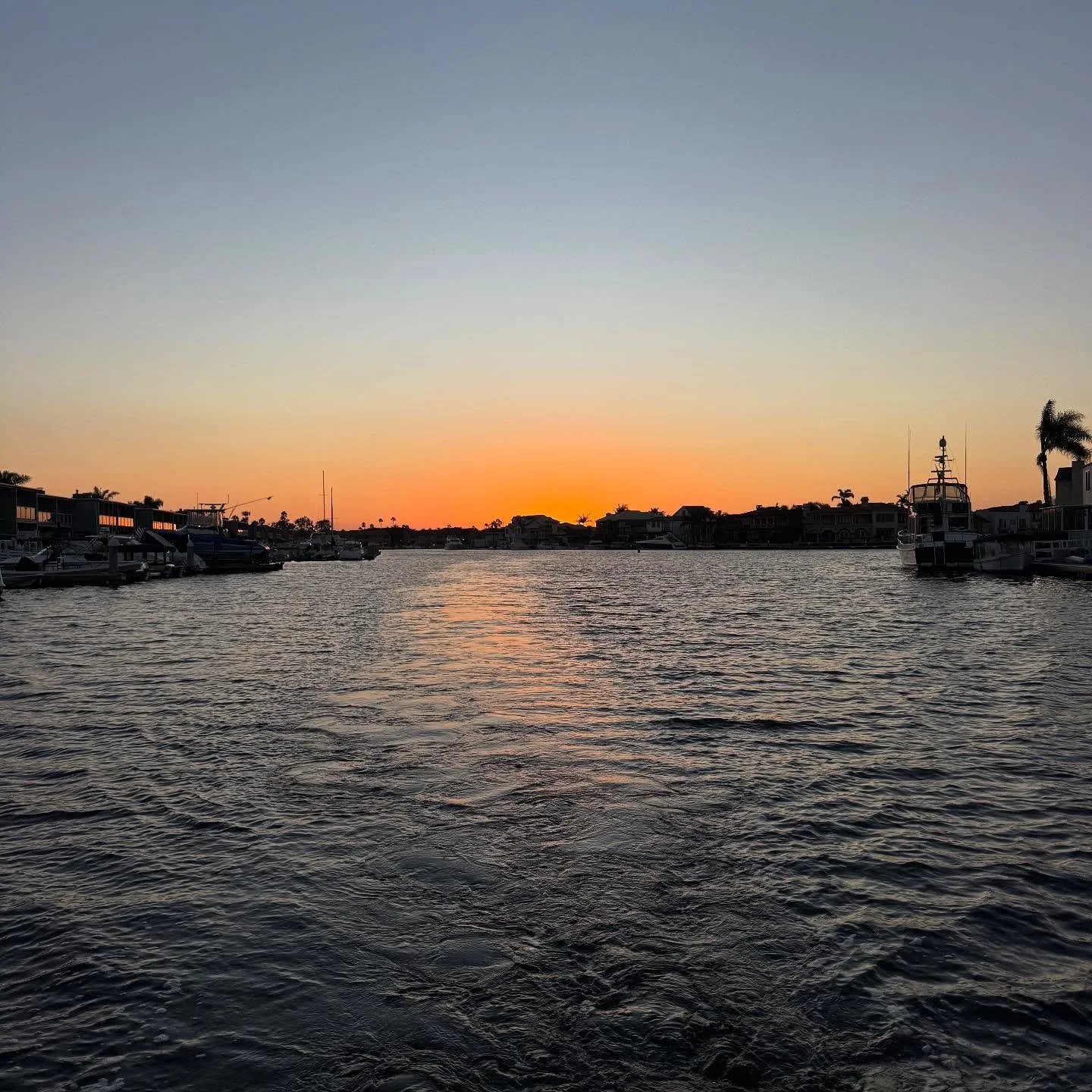 Another beautiful Huntington sunset! #PumpOut #pumpouthuntington #pumpoutboat