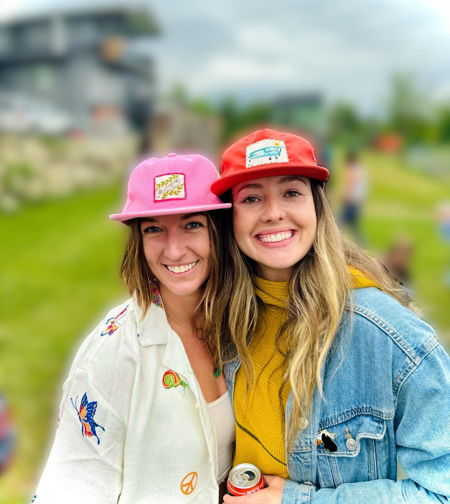 Look at these beauties in their new hats!😍
So fun to deliver custom orders in person! 

Working hard on my end of summer sale🫶🏼