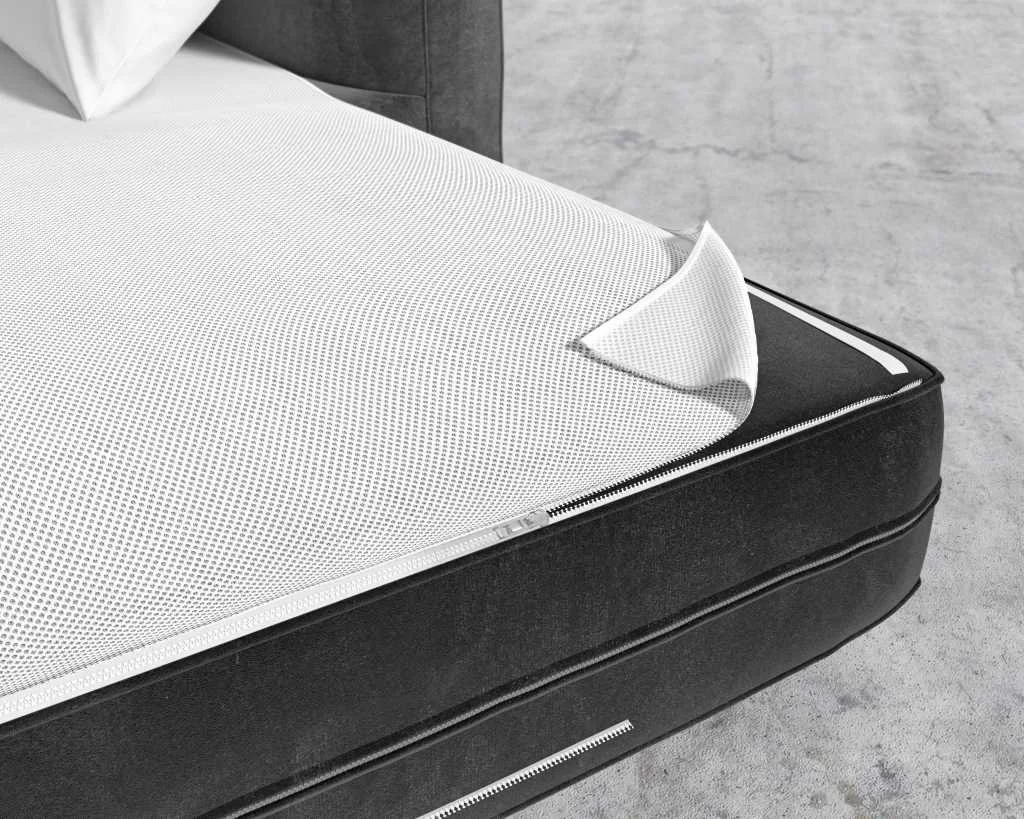 Milo_Sleeper_Sofa_88_PlushVelvet_Black_6.jpg