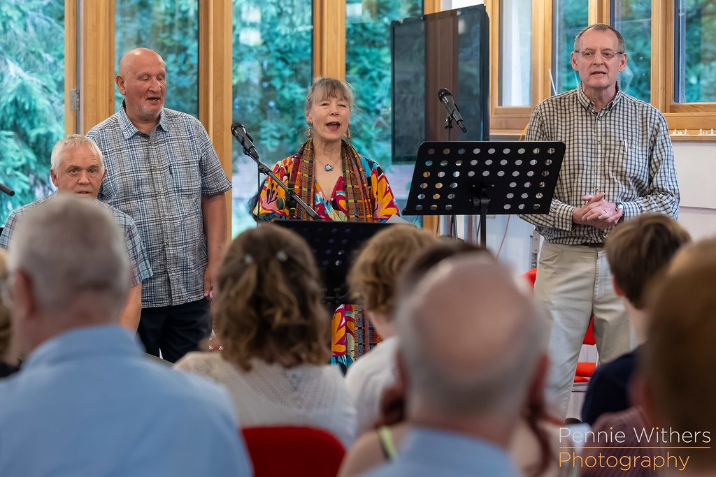 French Collection in full swing at the Festival Folk Night