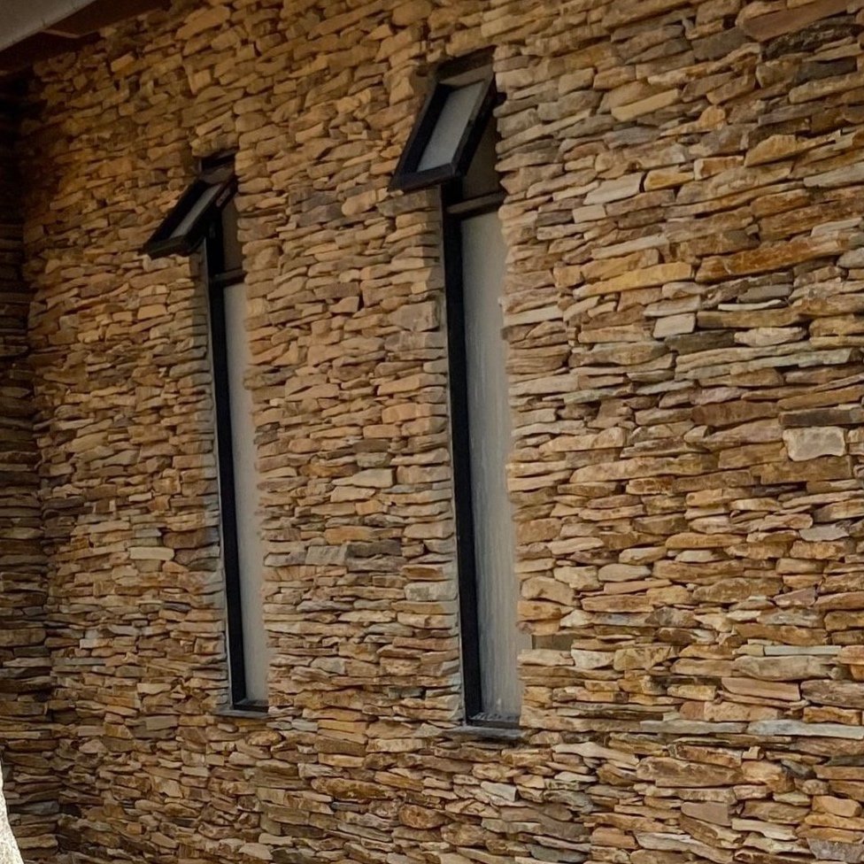 Piedra San Andrés Vallado Rústico