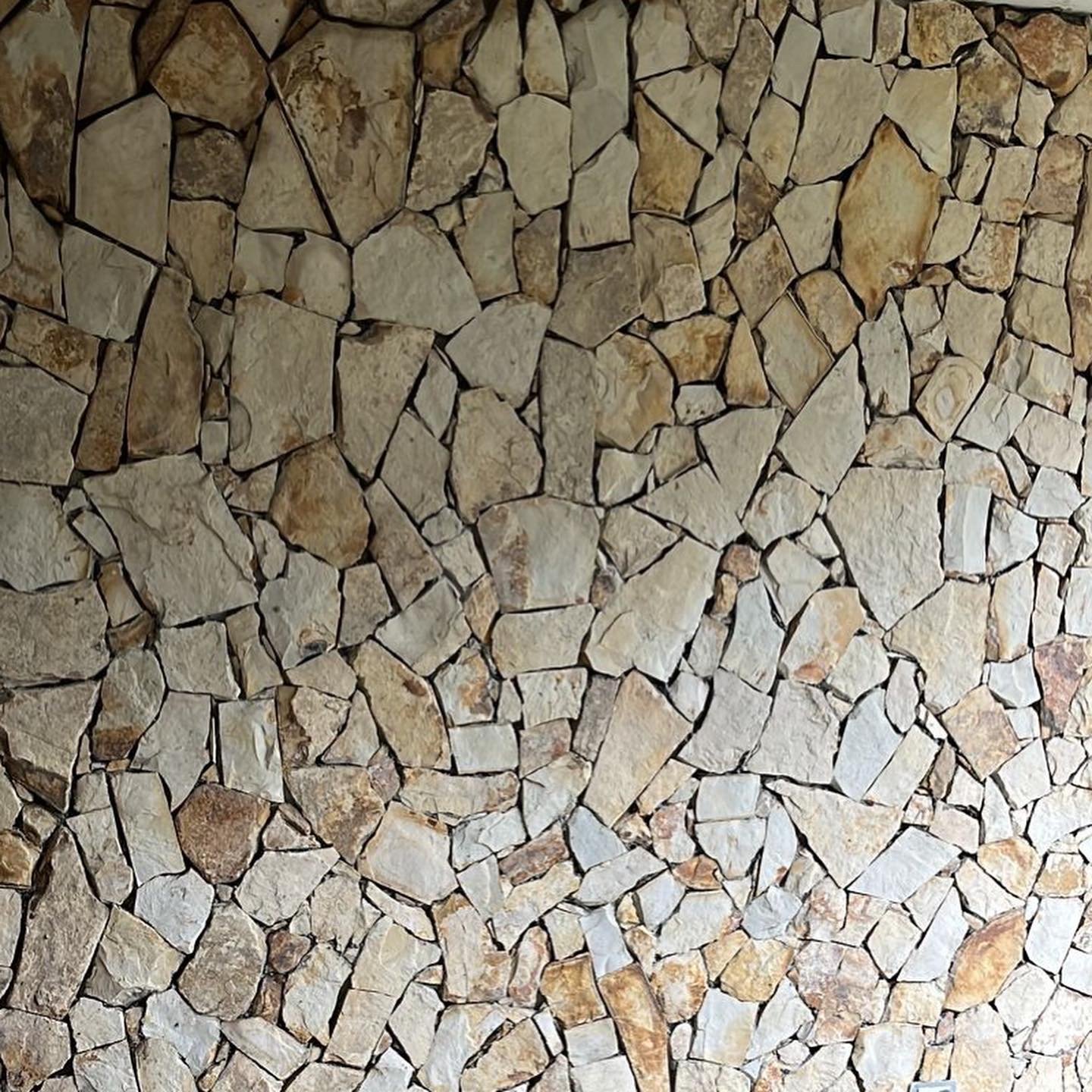 Piedra Yaguará en laja